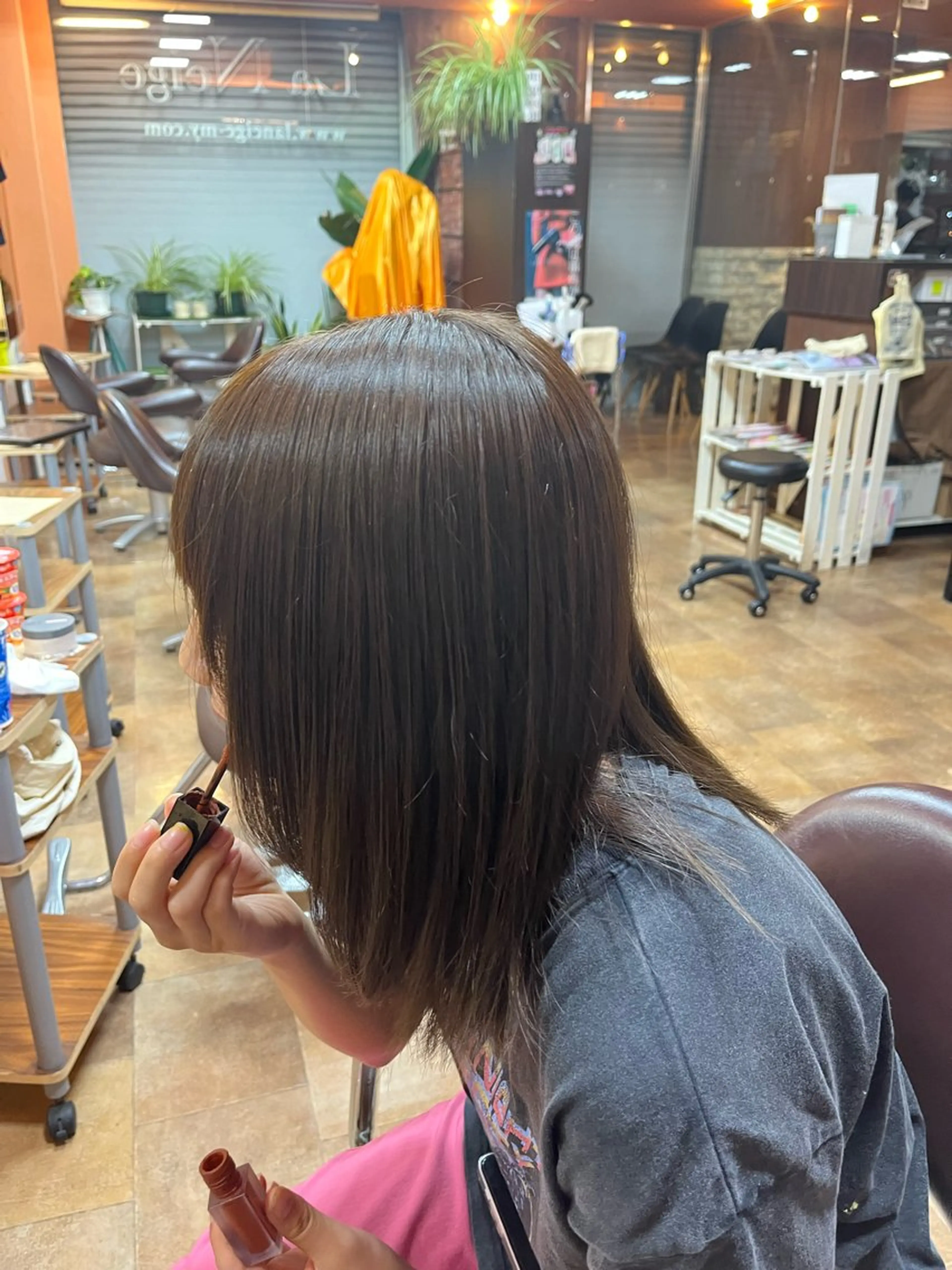 カラー La Neige所属・【メンズカットモデル 募集中】のヘアスタイル