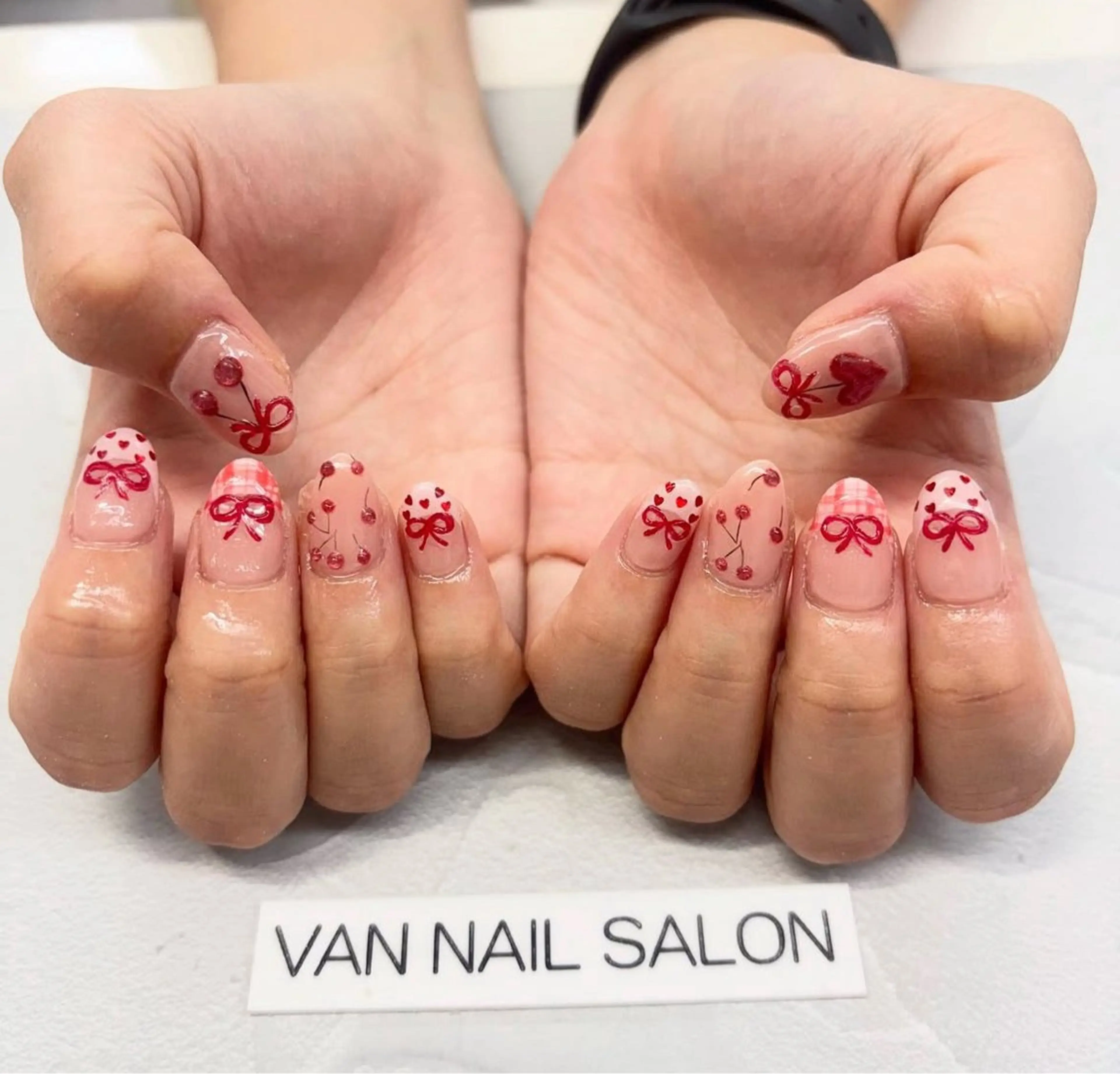 ネイル ハンドネイル Van Nail 本厚木店所属・Van Nail Salonのネイルデザイン