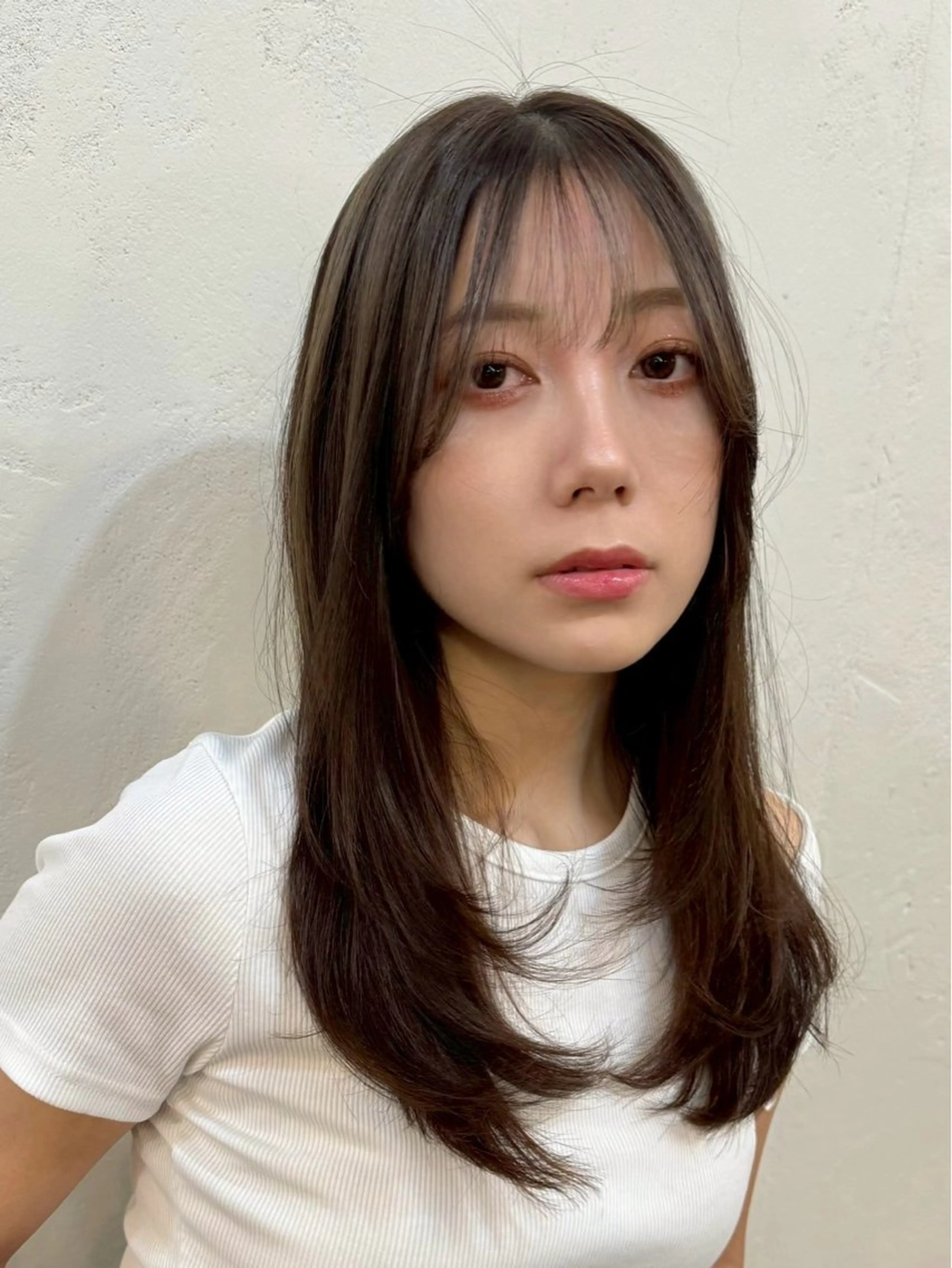 ロング カット ヘアカラー new open Farbeのヘアスタイル