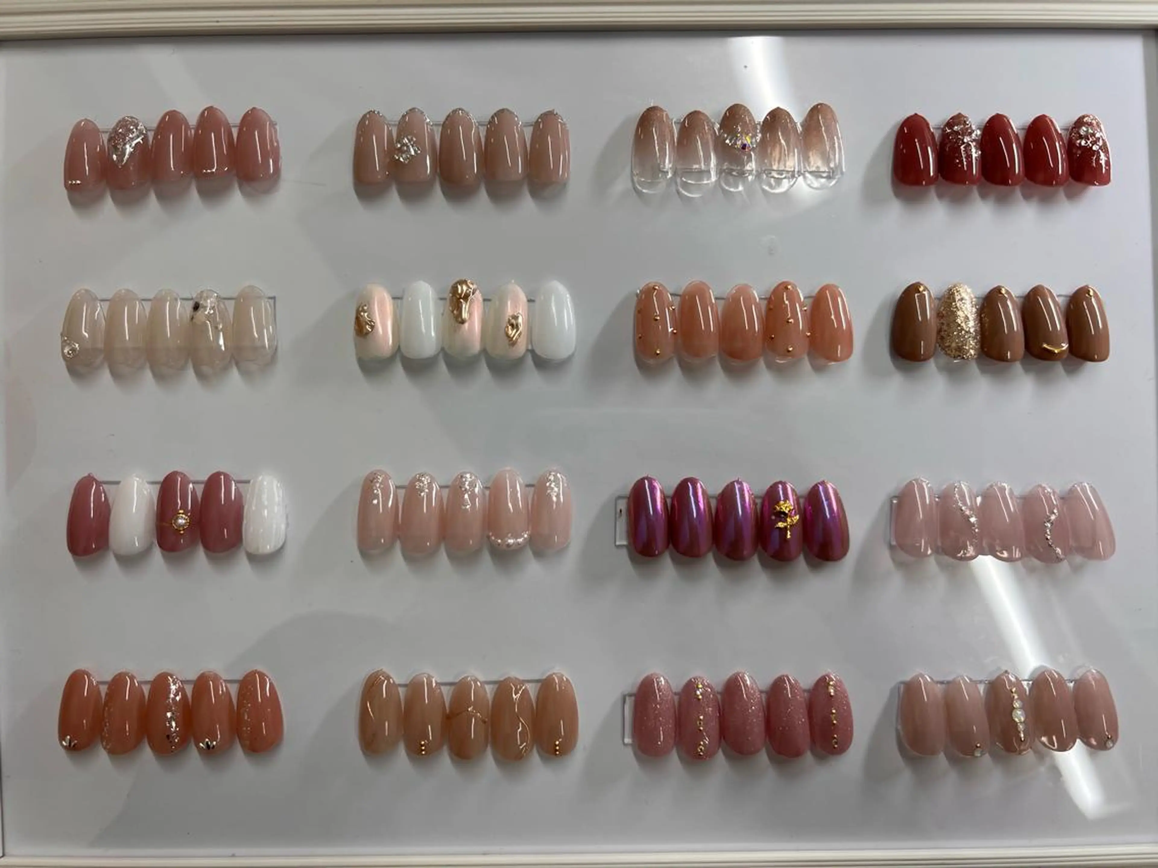 ネイル 369所属・🐕 369のネイルデザイン