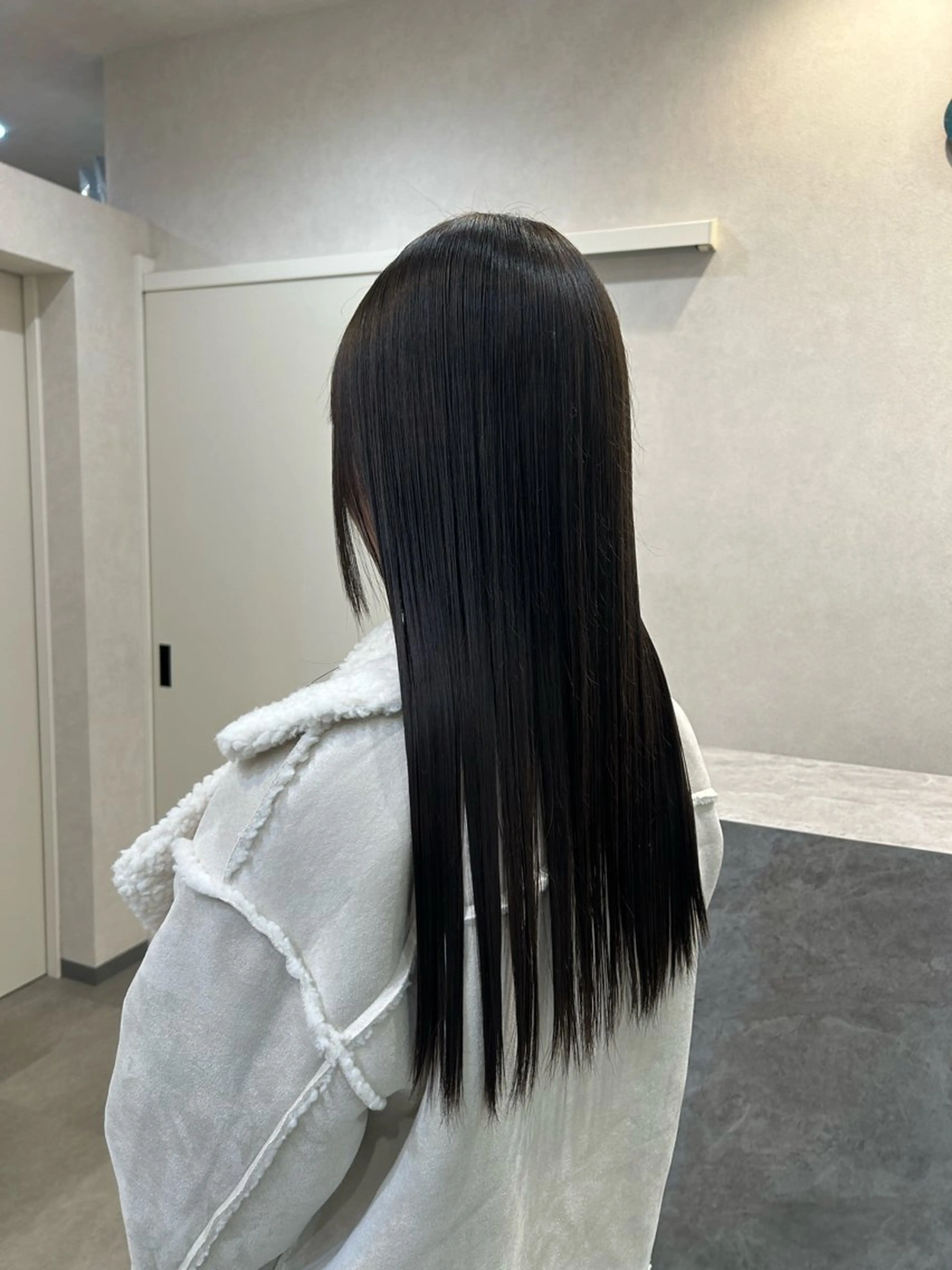ロング 山元 くるみのヘアスタイル