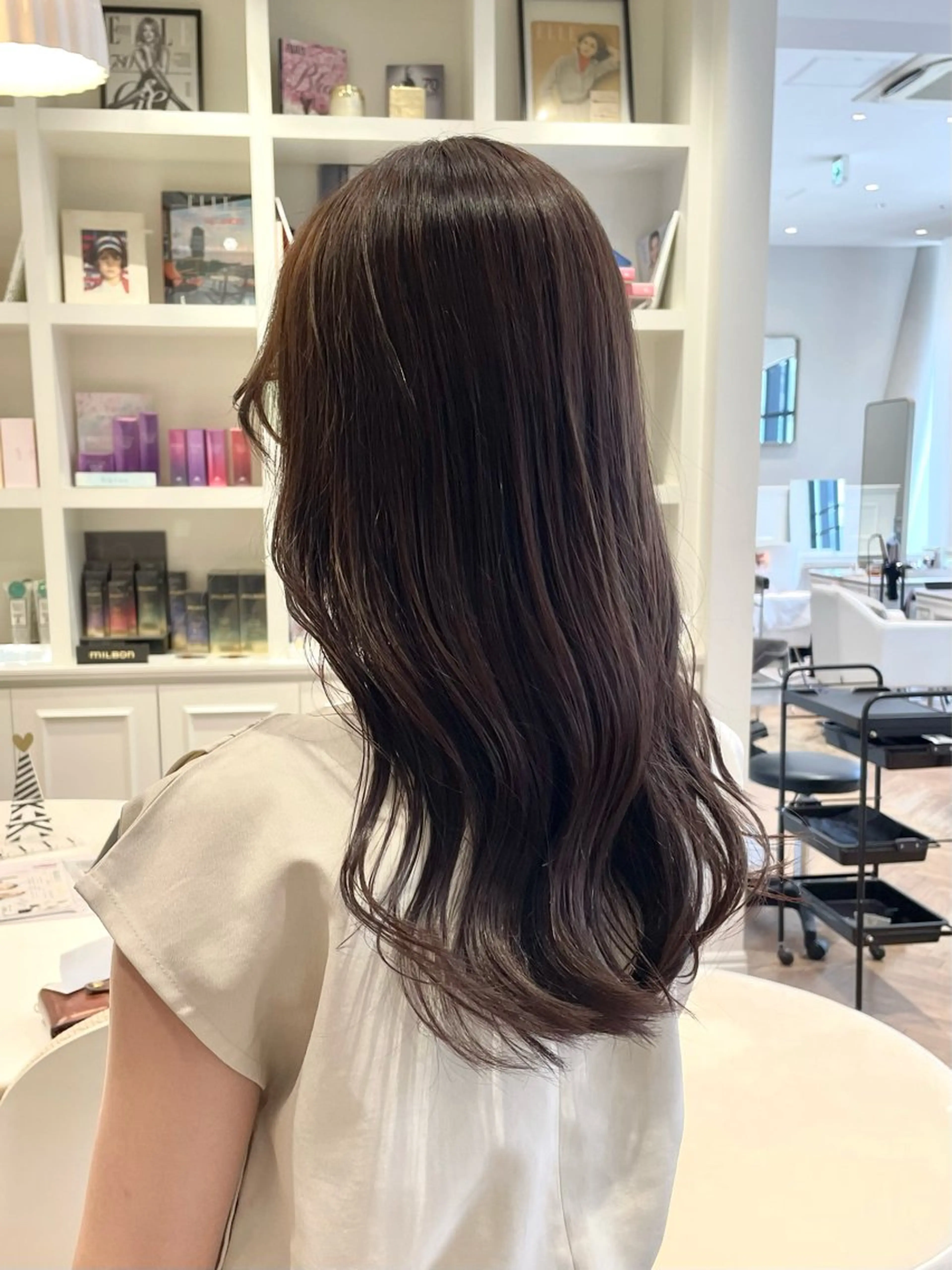 ロング カラー カット ヘアカラー ELLE salon サエのヘアスタイル