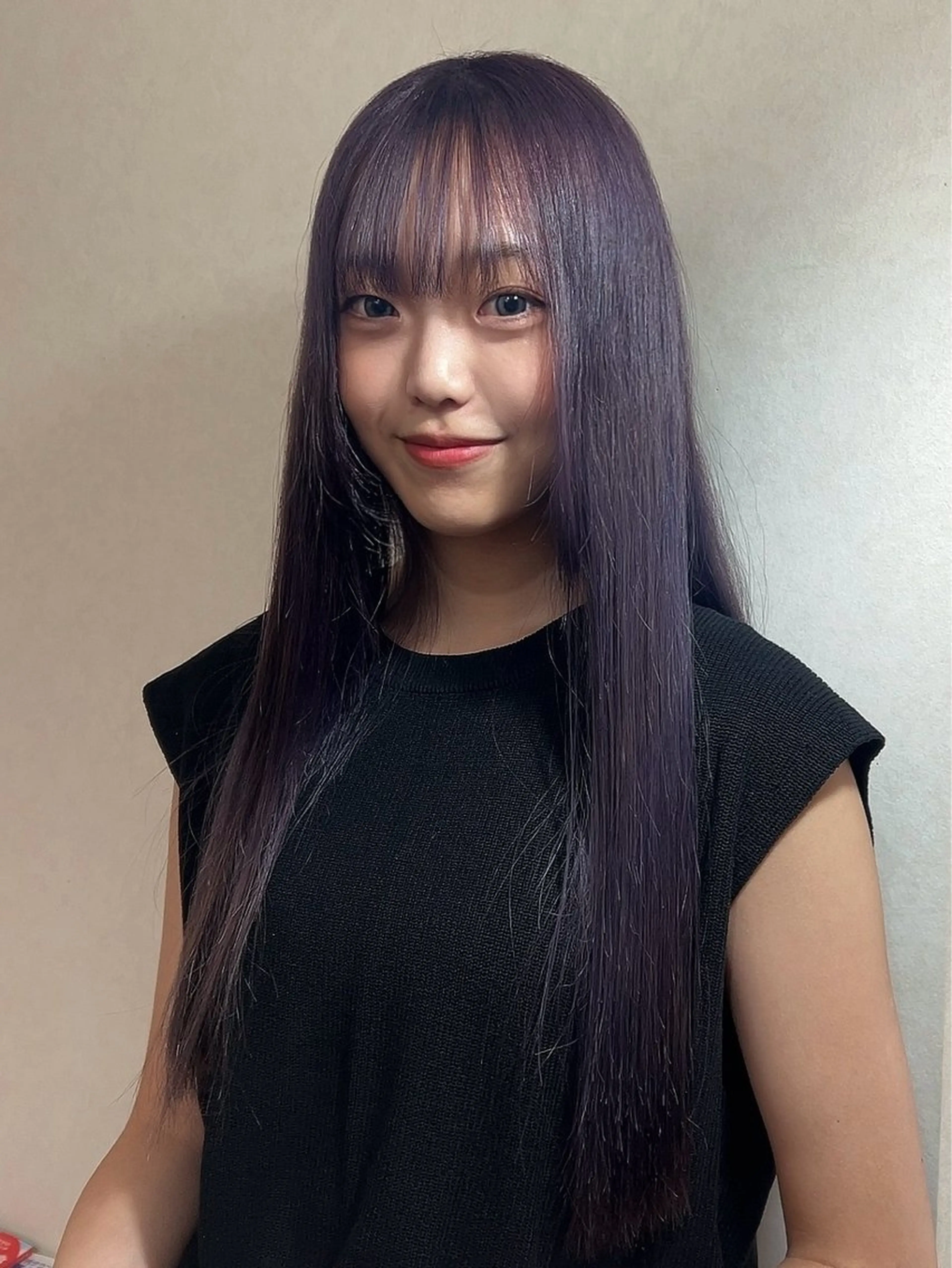 ロング カラー ヘアカラー トリートメント YUIMARL asumiのヘアスタイル