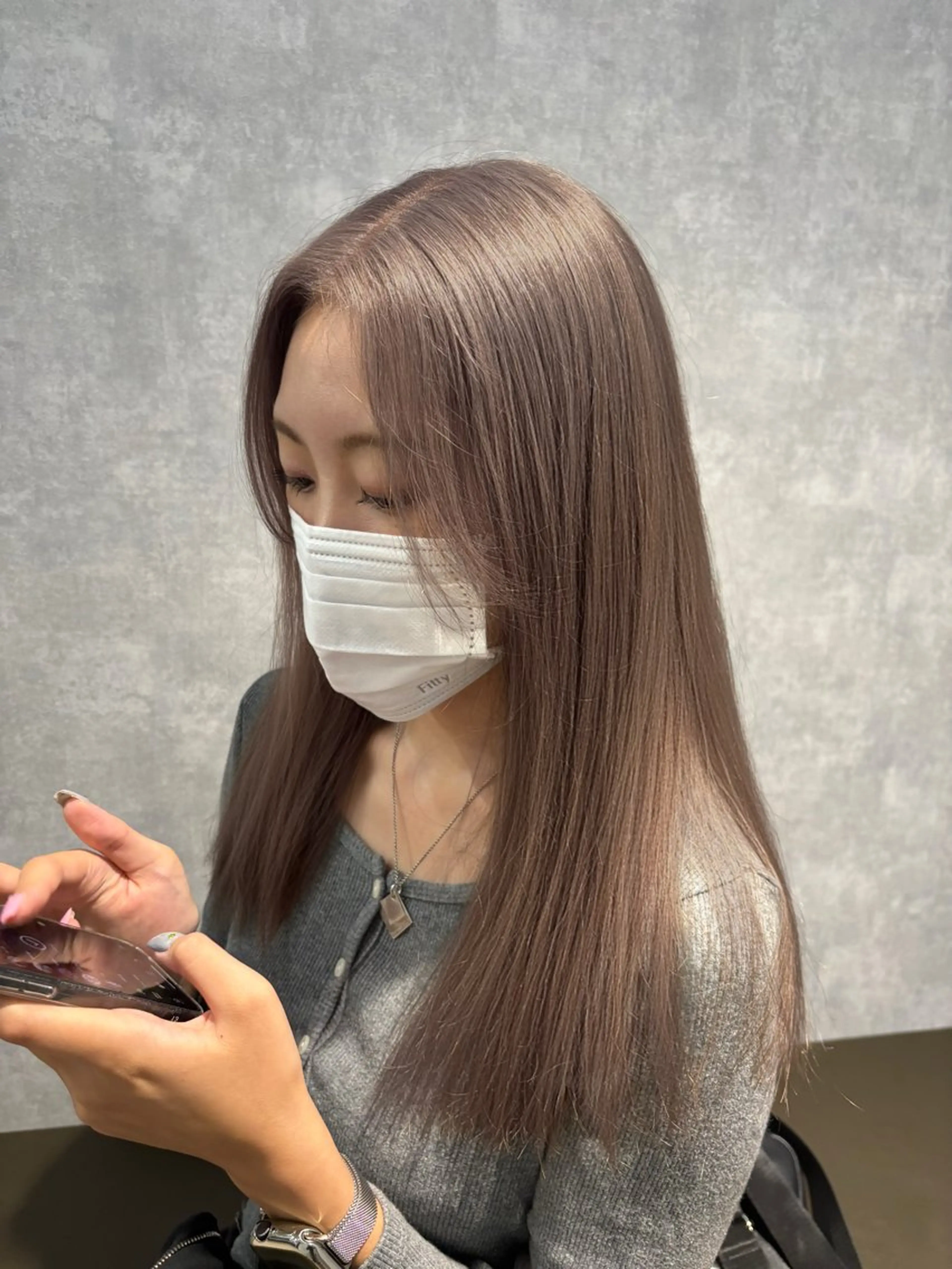 ロング ヘアカラー トリートメント 🌐NATSUMI 🌐【寒色カラー】のヘアスタイル