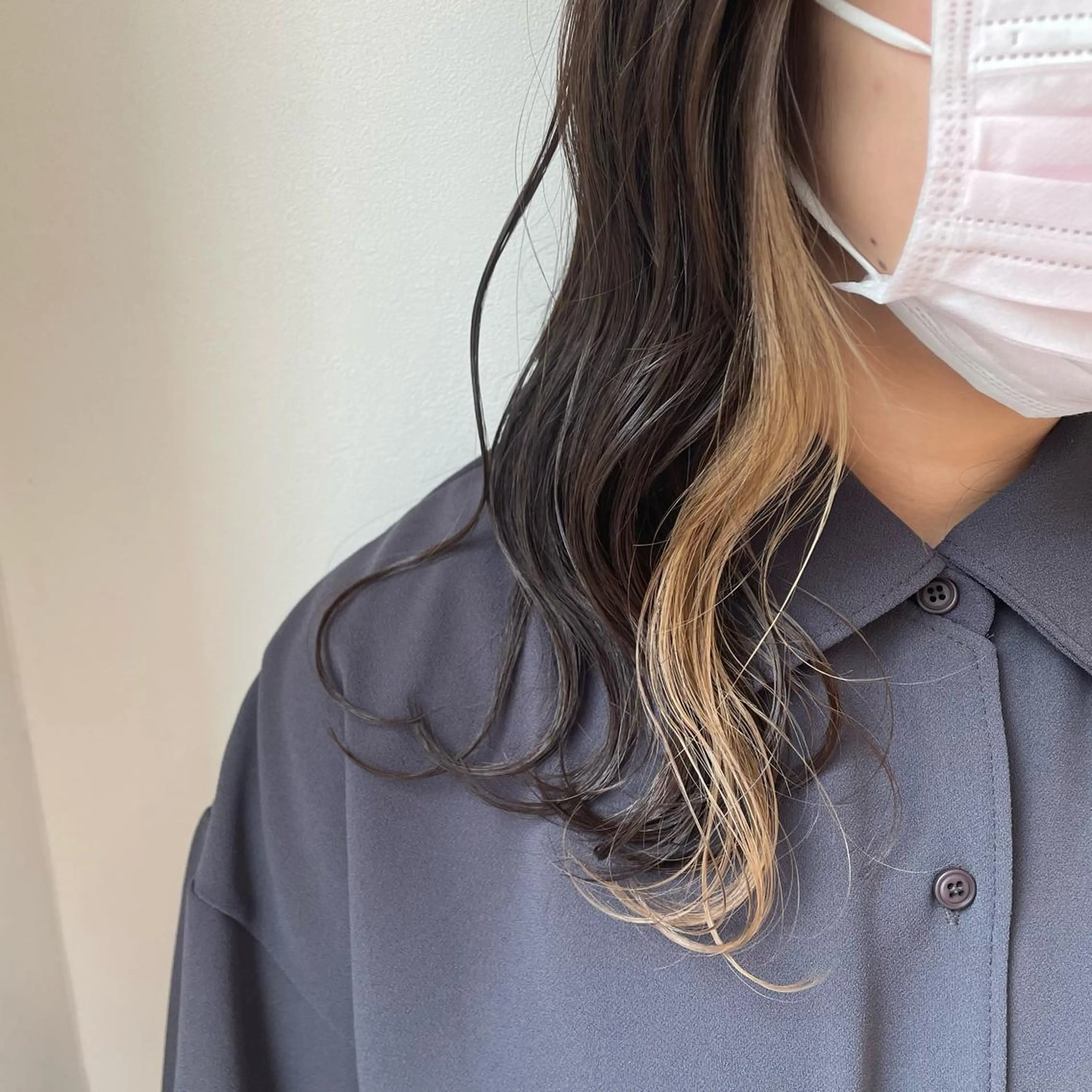 ロング カラー ベージュカラー インナーカラー ホワイトベージュ Seymour  and    Sons所属・🌷Asuka /レイヤーカット🌷のヘアスタイル