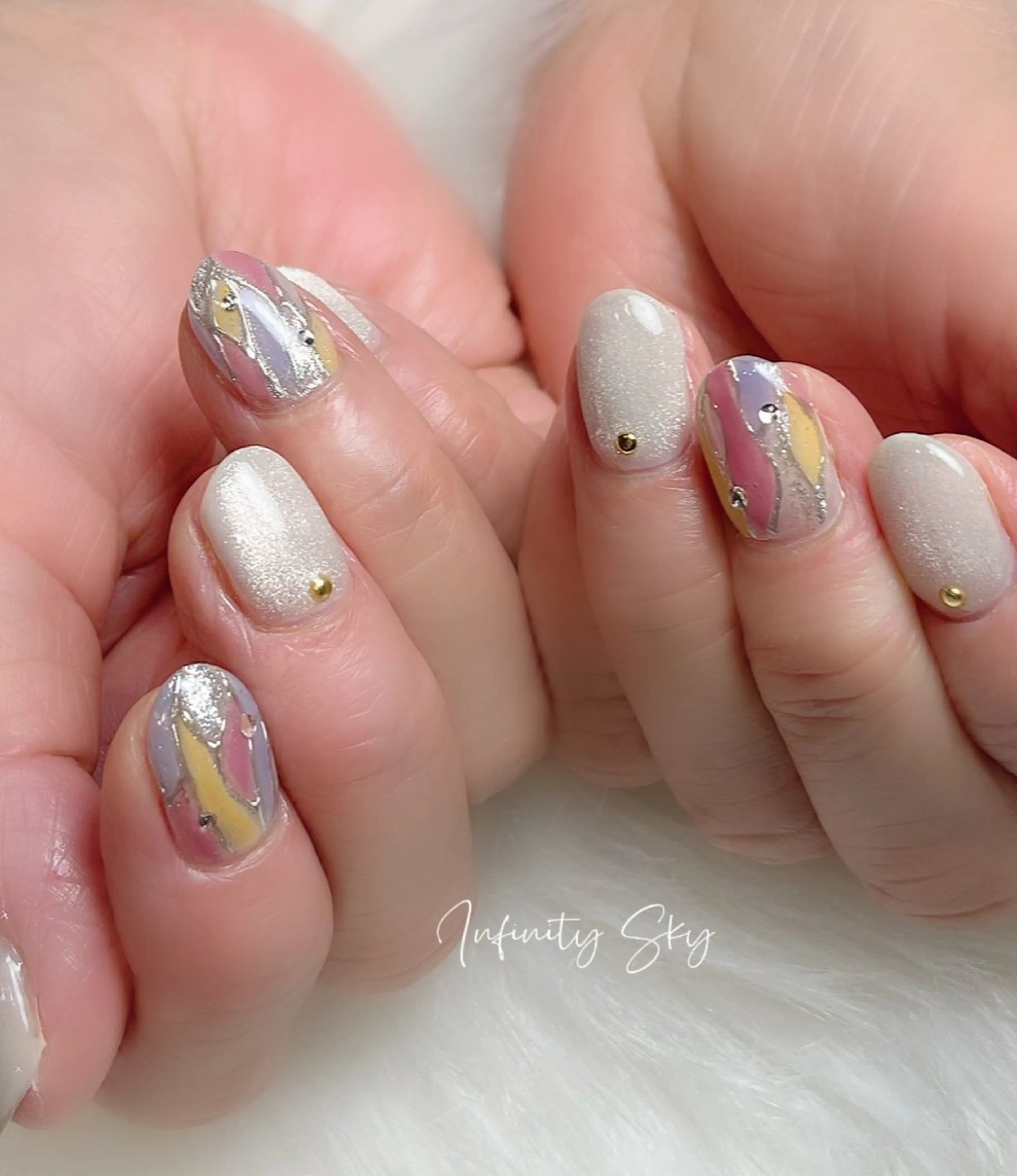 ネイル infinity skyのネイルデザイン