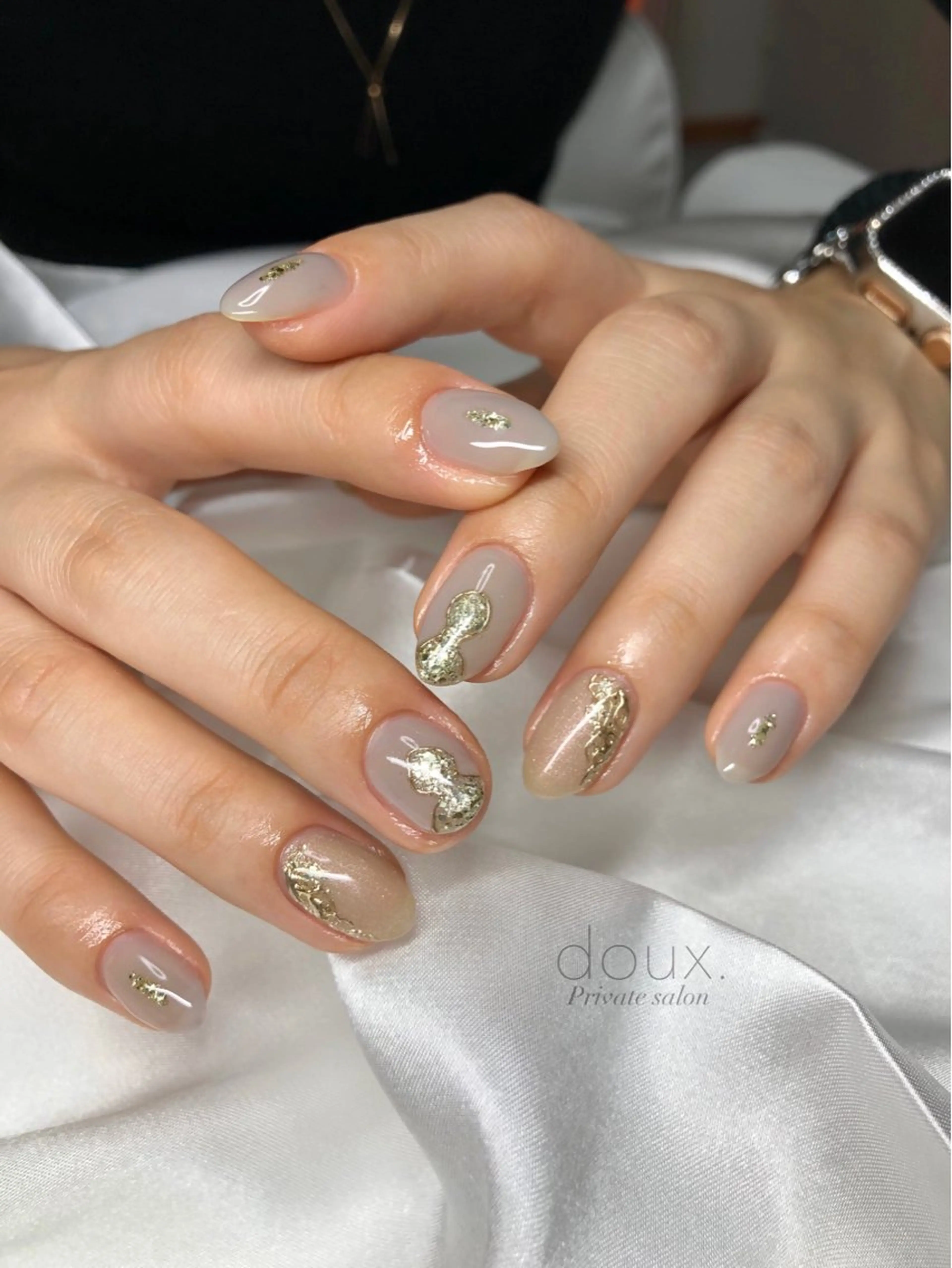 ネイル フレンチネイル キラキラネイル 韓国ネイル マグネットネイル ミラーネイル ハンドネイル doux. nailのネイルデザイン
