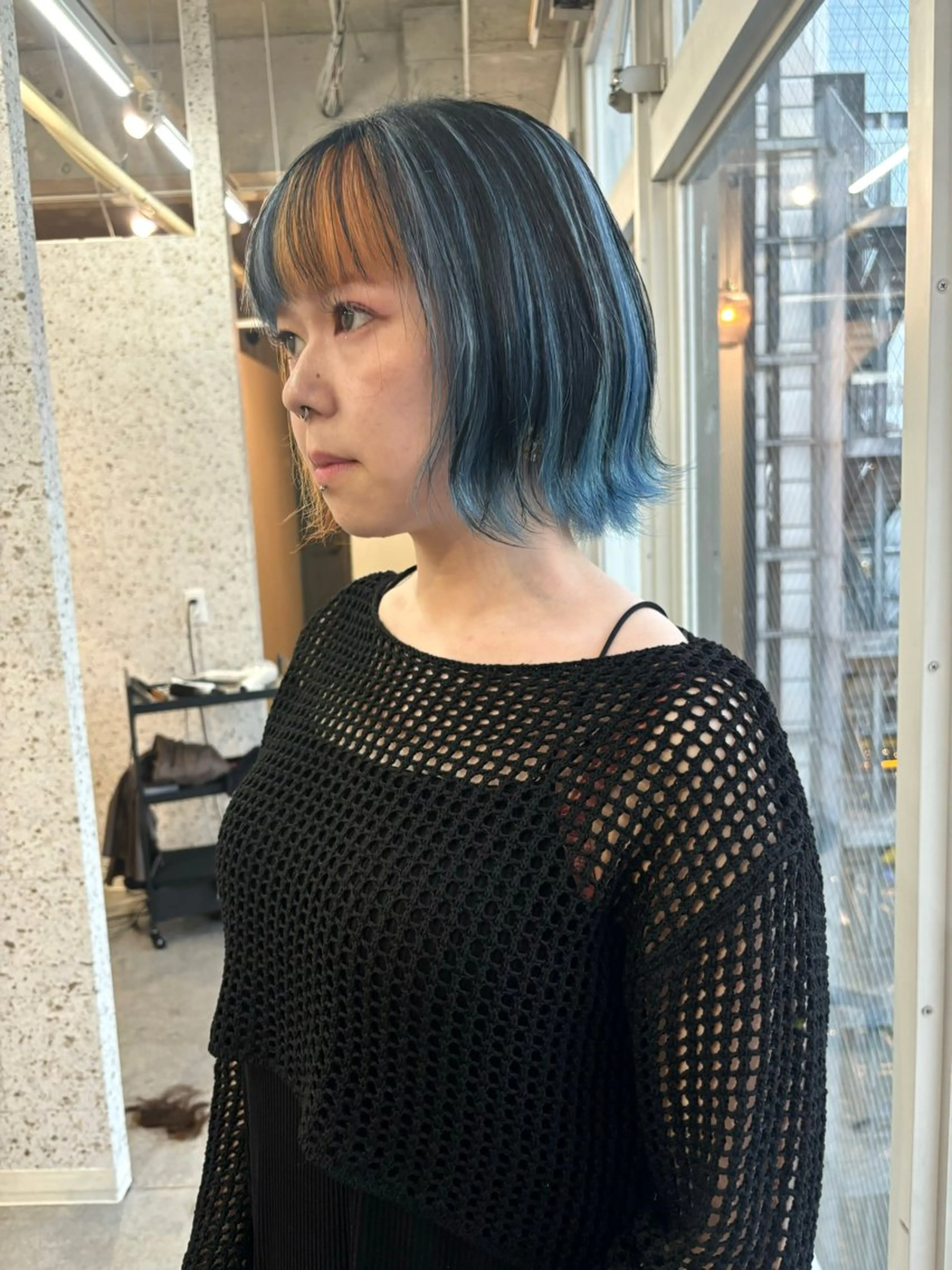 ミディアム カラー ブルーカラー オレンジ ヘアカラー lani hair salon所属・SHOTO ハイトー ン/デザインカラーのヘアスタイル