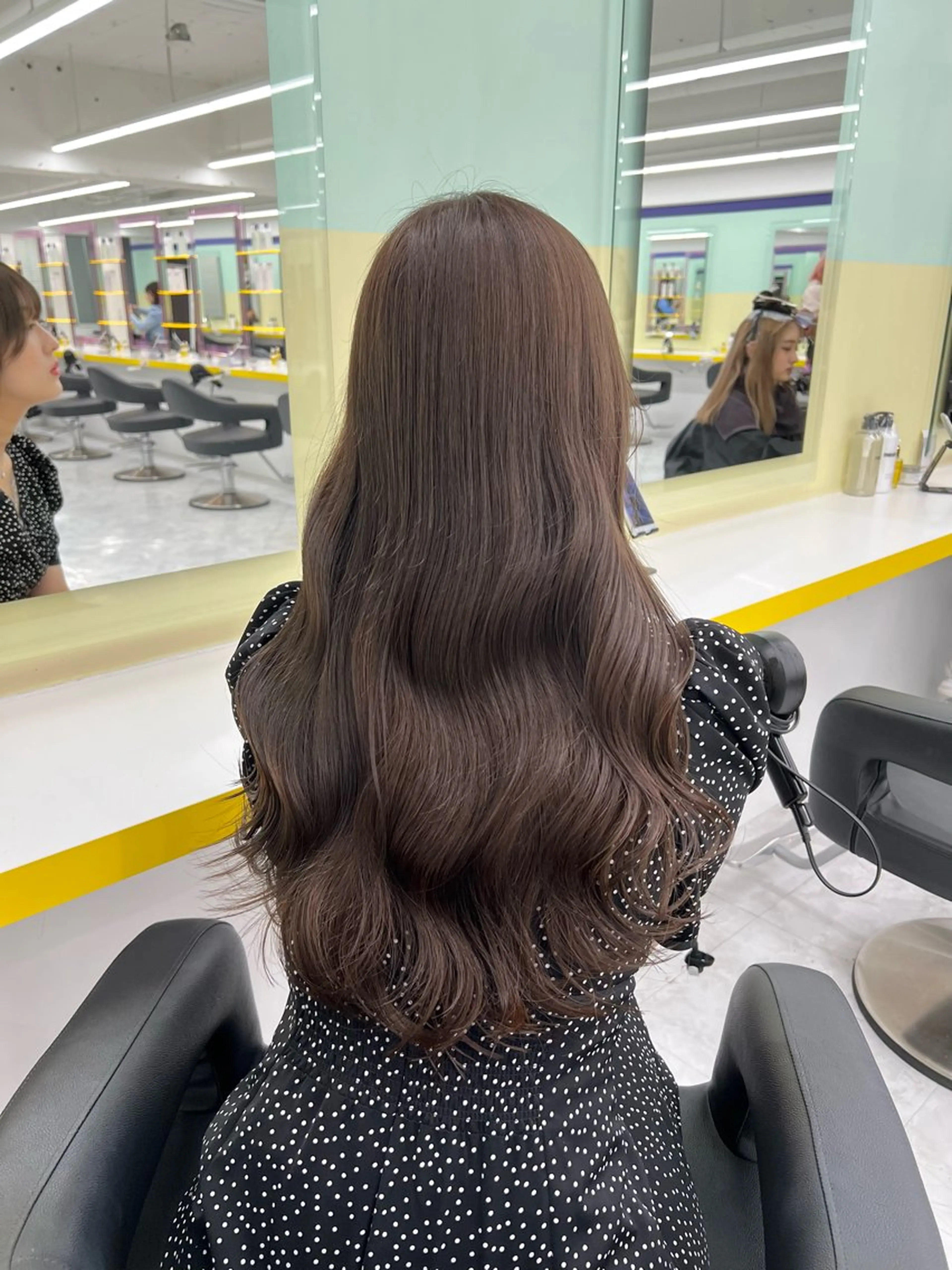 ロング カラー ヘアカラー トリートメント ヘッドスパ ヘアセット 💍レイヤーカット 艶髪💍亘紘輝のヘアスタイル