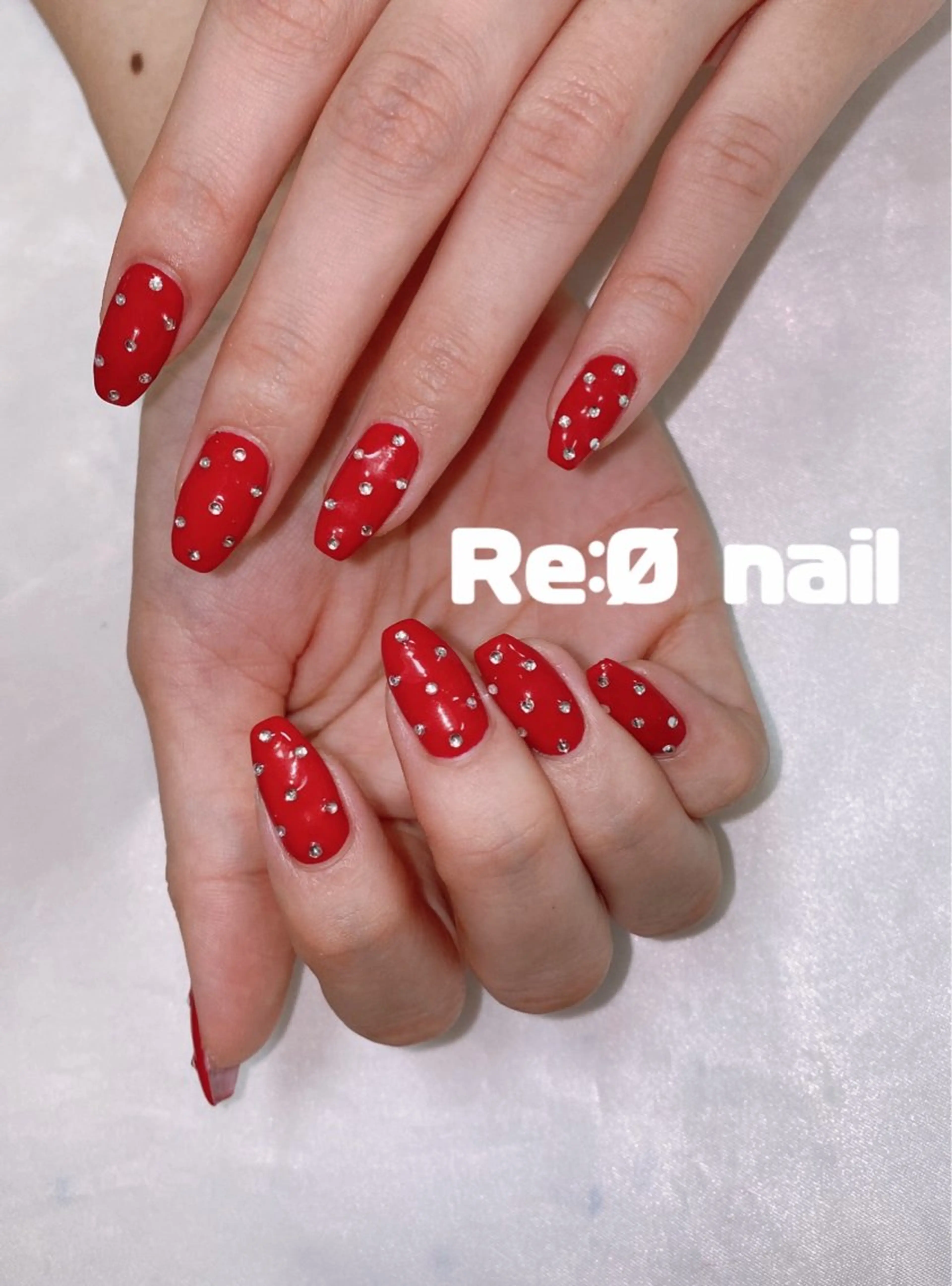ネイル 赤色 ハンドネイル Re:Ø nail 🩵TSUJIのネイルデザイン