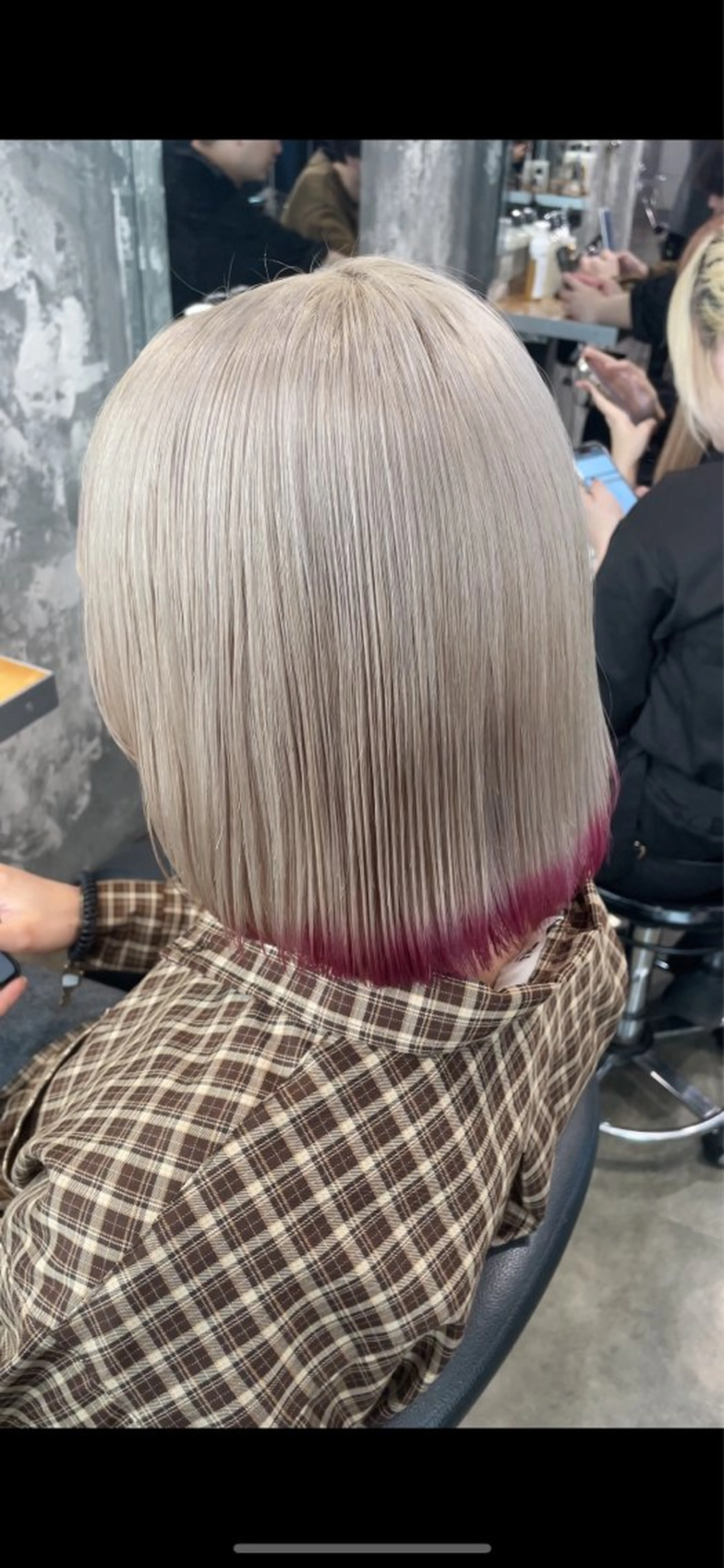 ミディアム ヘアカラー ハイトーンブロンド 横浜💞ミオのヘアスタイル