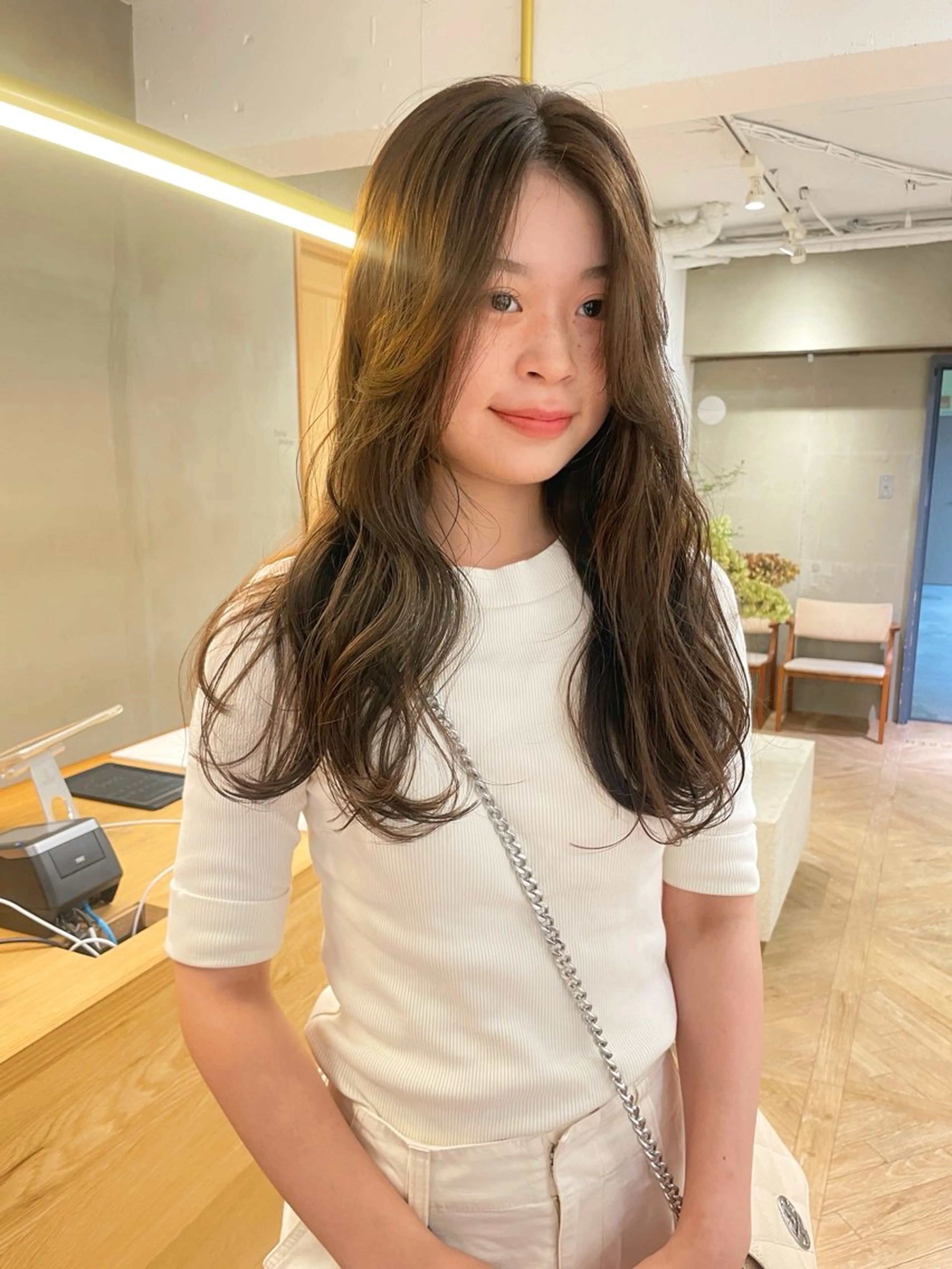 ロング 🤍LOREN エリコ🌈のヘアスタイル
