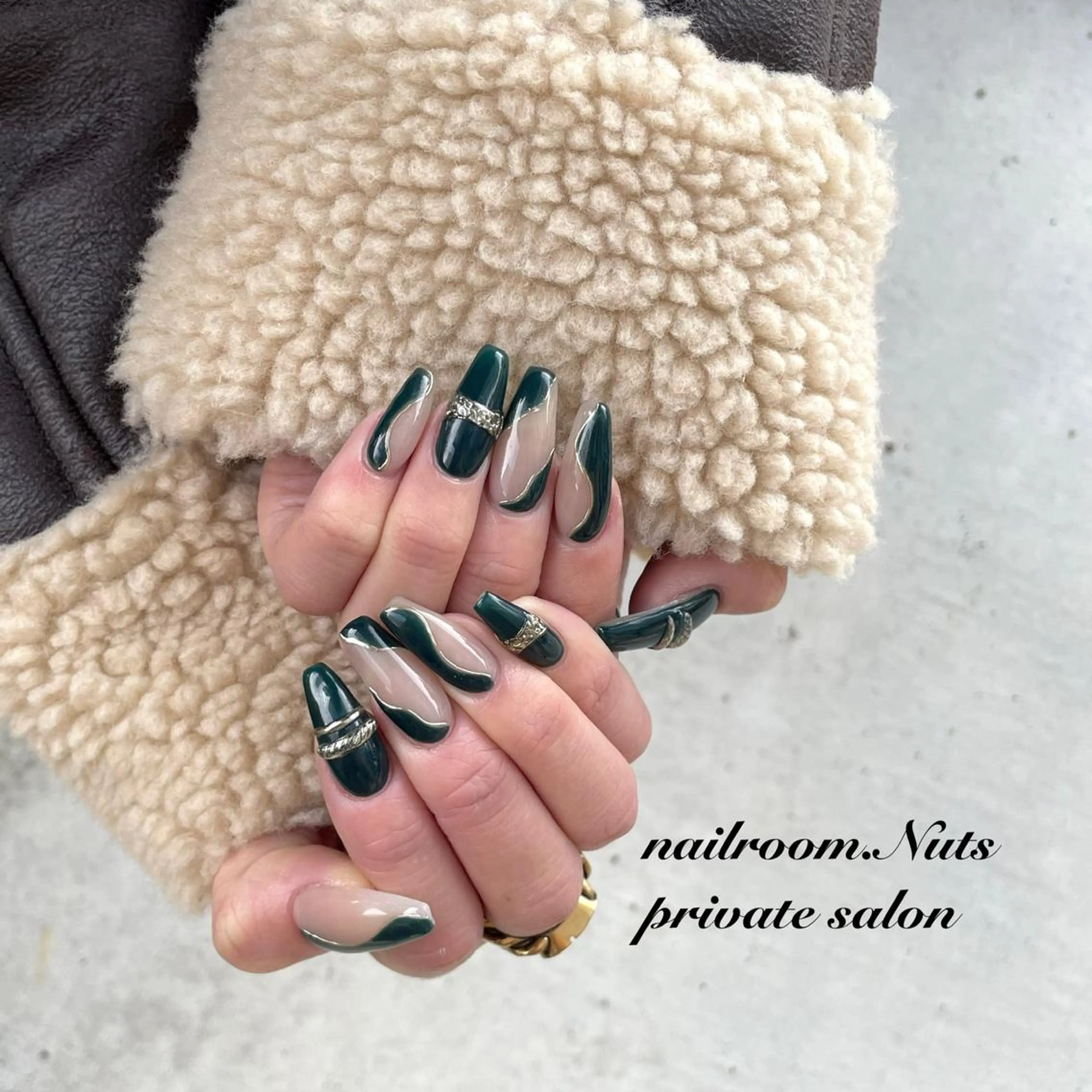 ネイル ハンドネイル nailsalon Nutsのネイルデザイン