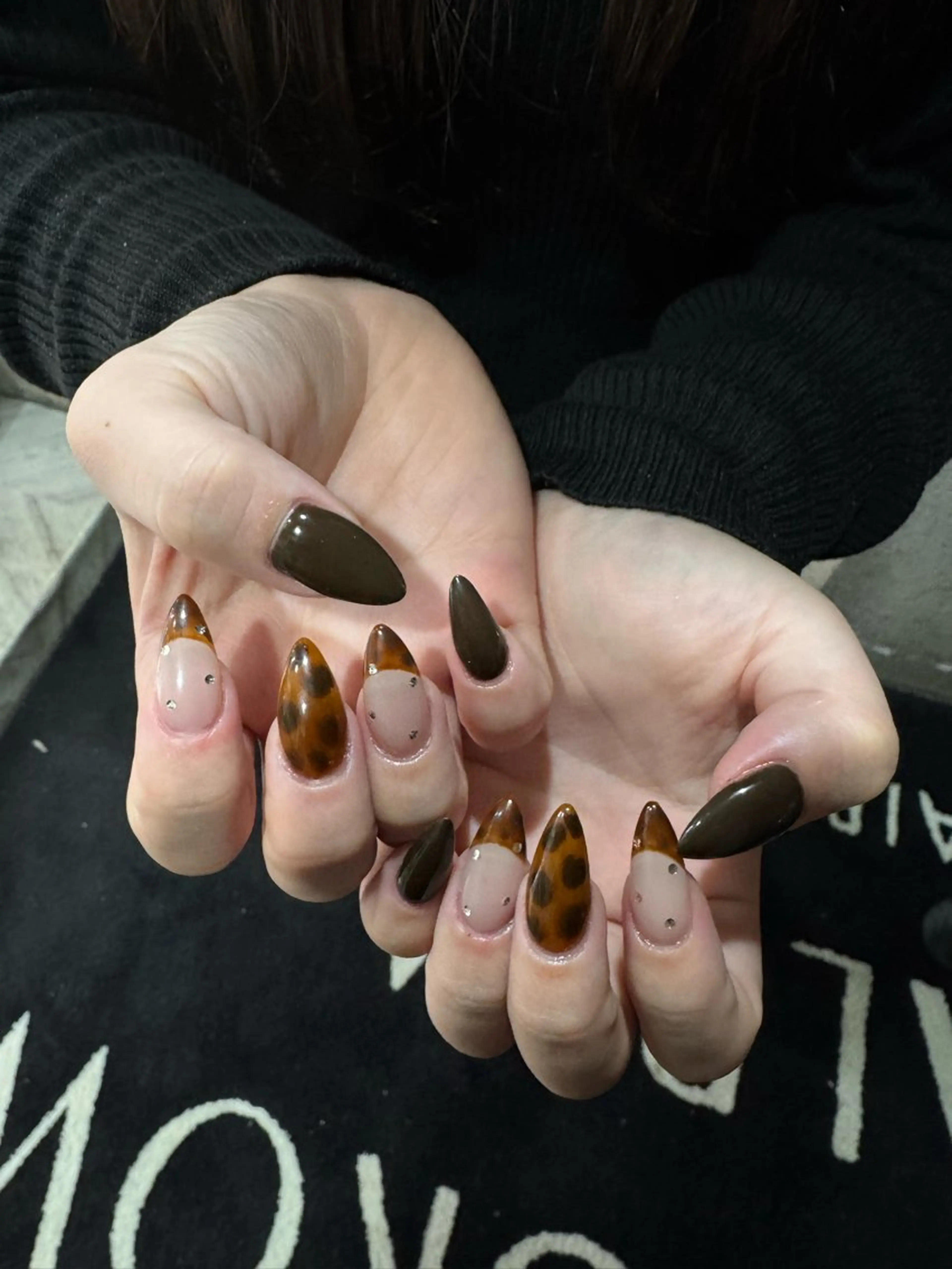 ネイル アニマル柄 ハンドネイル ALPHA. Ayano𝜗𝜚のネイルデザイン