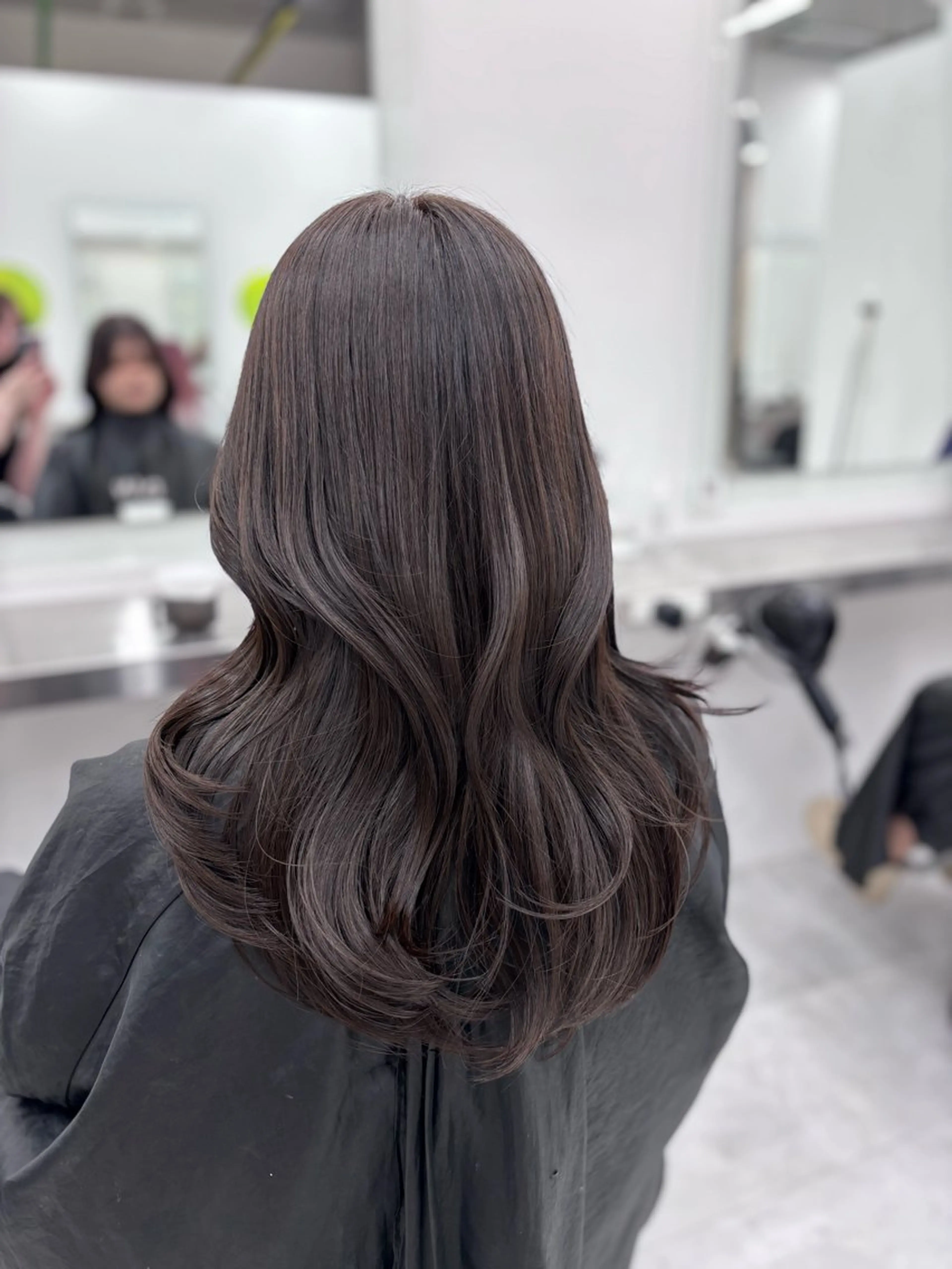 カラー ヘアカラー 韓国ヘア 🫧sawako🫧のヘアスタイル