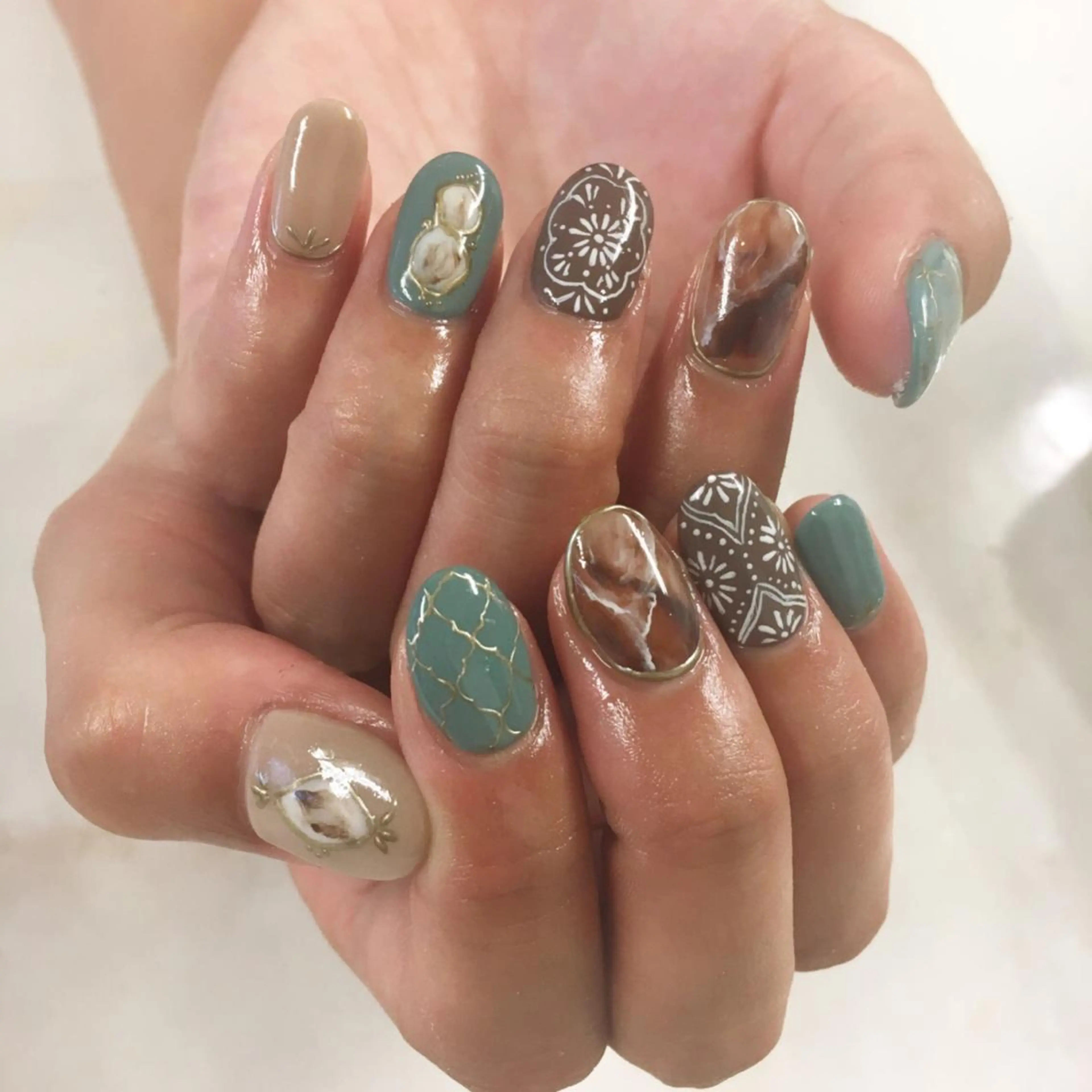 ネイル ジェルネイル SHINE NAILのネイルデザイン