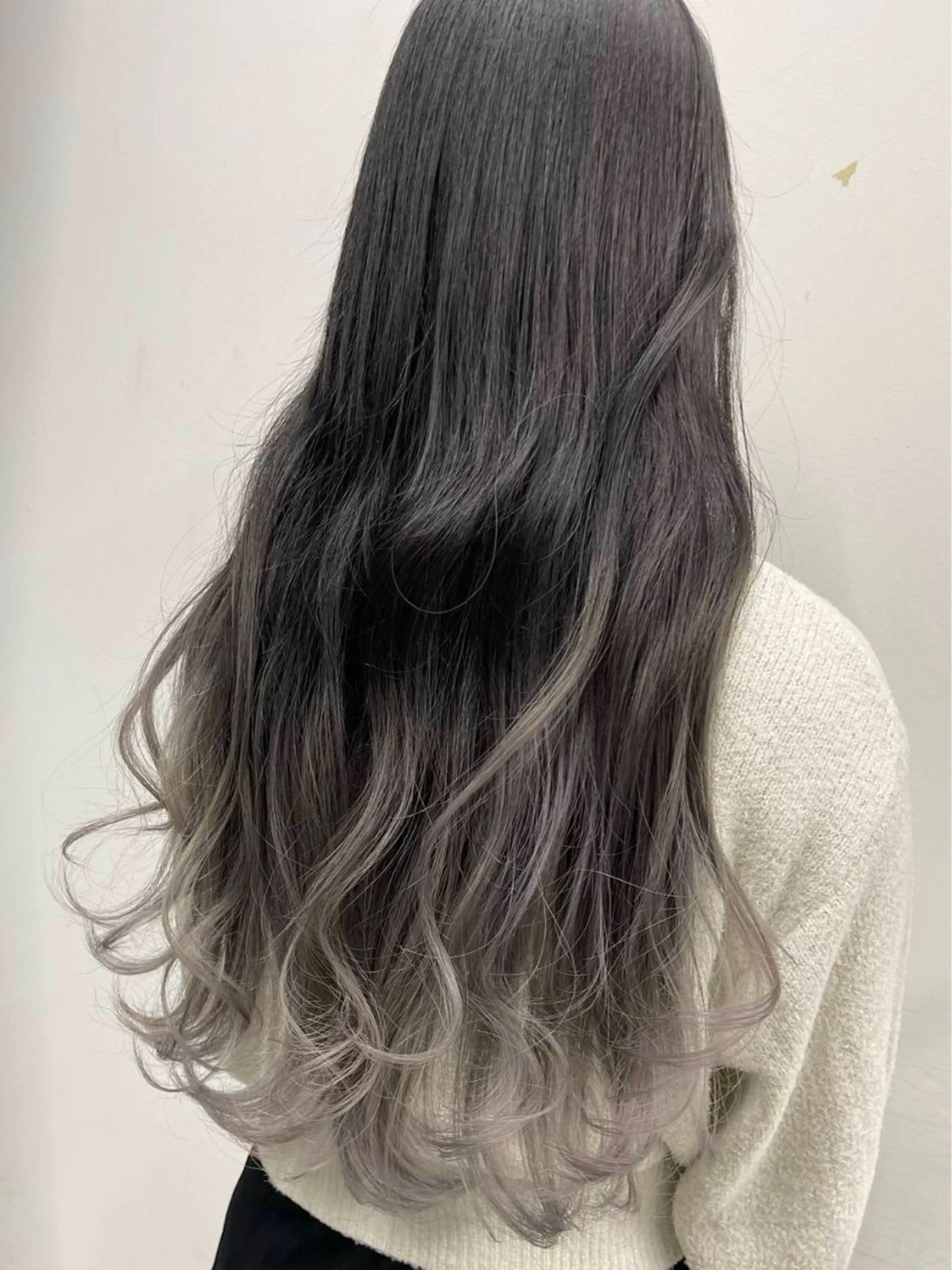 セミロング カット ヘアカラー トリートメント Cielo by Siestaのヘアスタイル