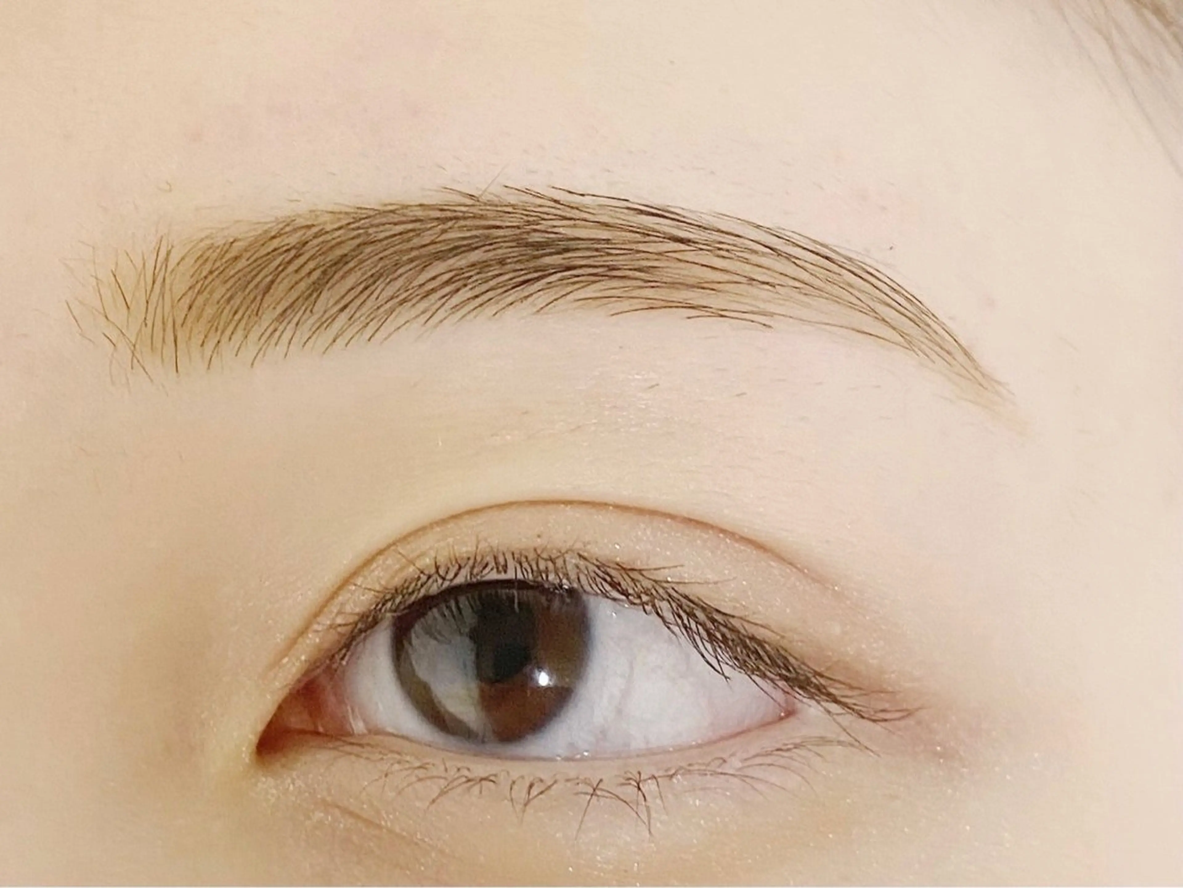 アイブロウ 眉毛ワックス脱毛 ヘア&リラックスティーフ所属・tief（ティーフ） 佐々木のマツエク・マツパデザイン