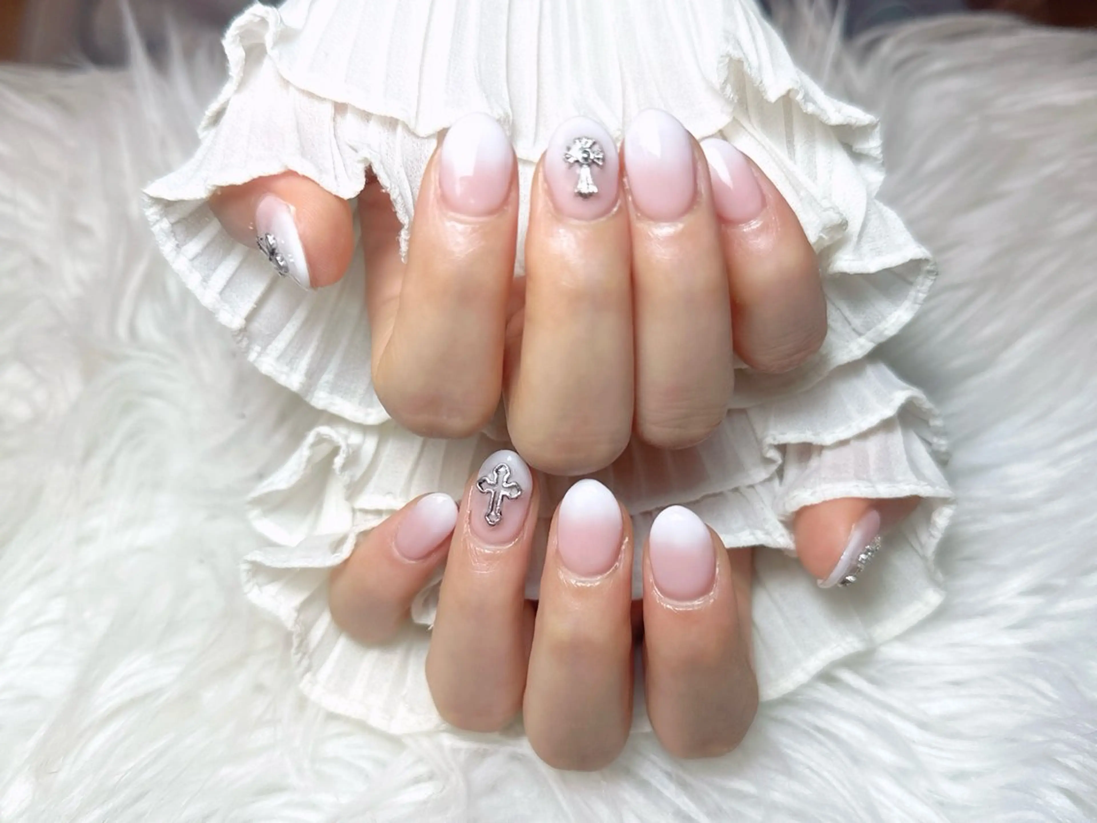 ネイル ハンドネイル ☁️Yun nail KiKi☁️のネイルデザイン