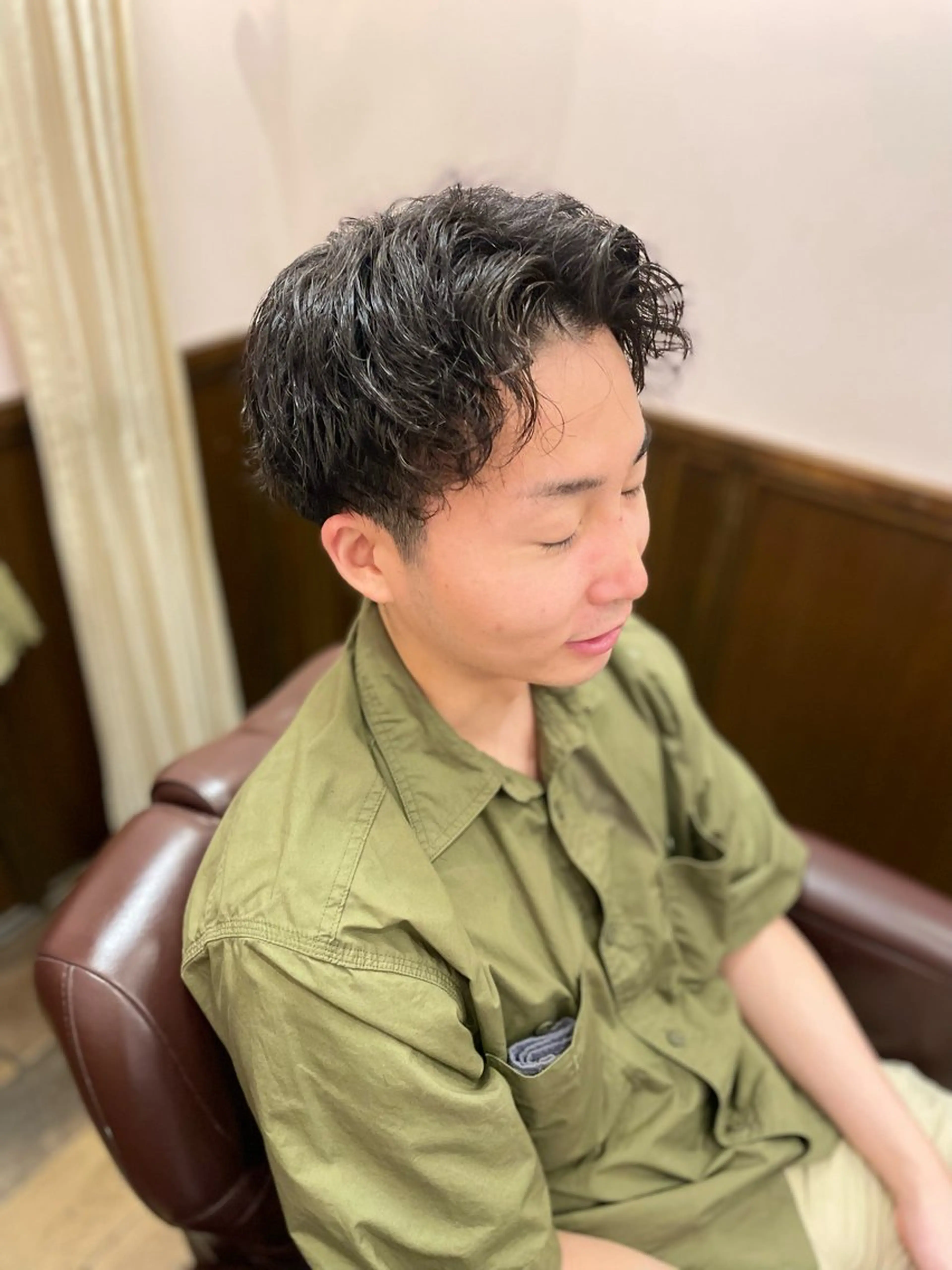 ショート パーマ メンズ BARBER Re所属・副島 拓音のヘアスタイル