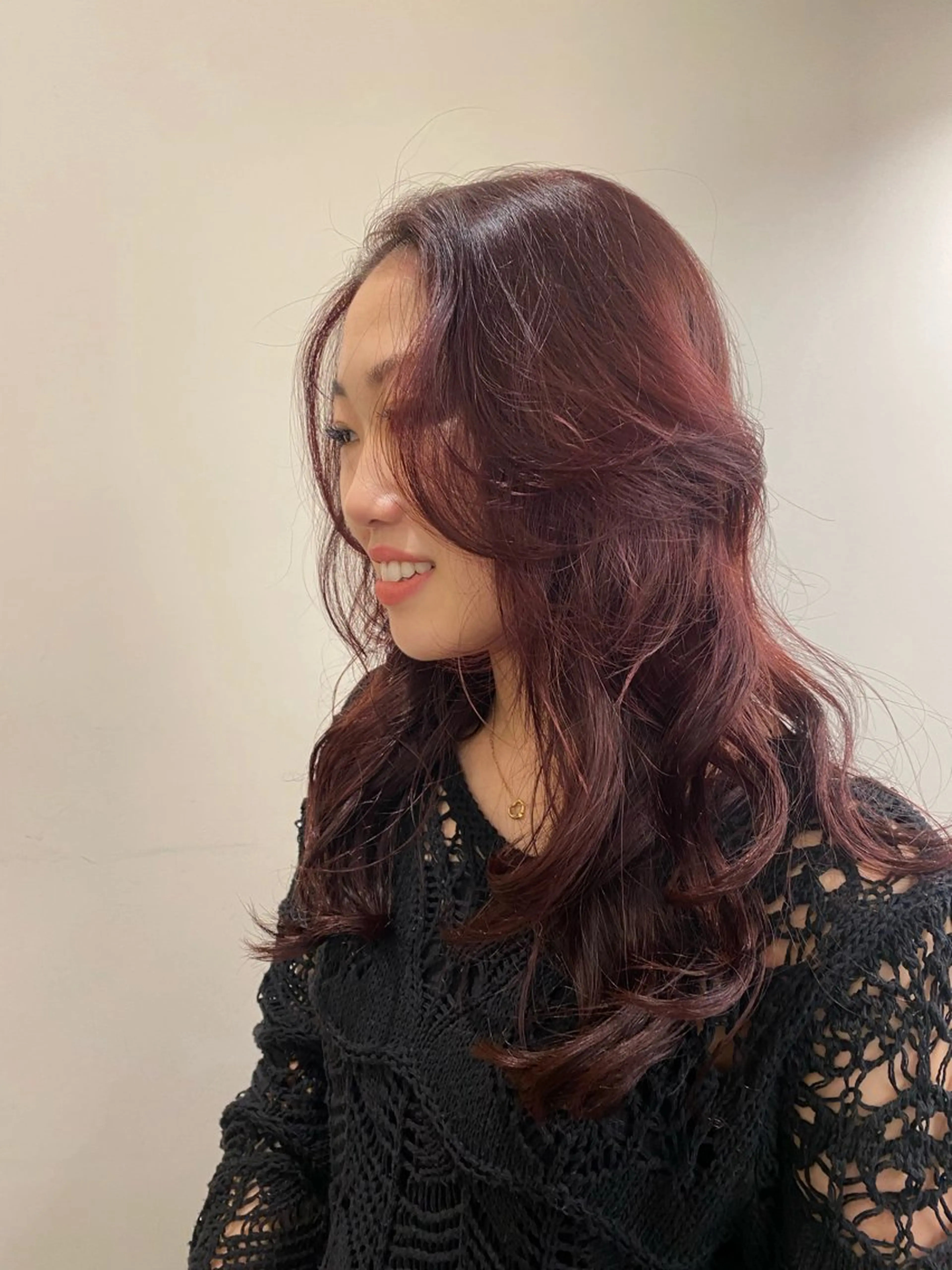 ロング ヘアカラー C-LOOP UNITED ATELIER所属・阿南 結実のヘアスタイル