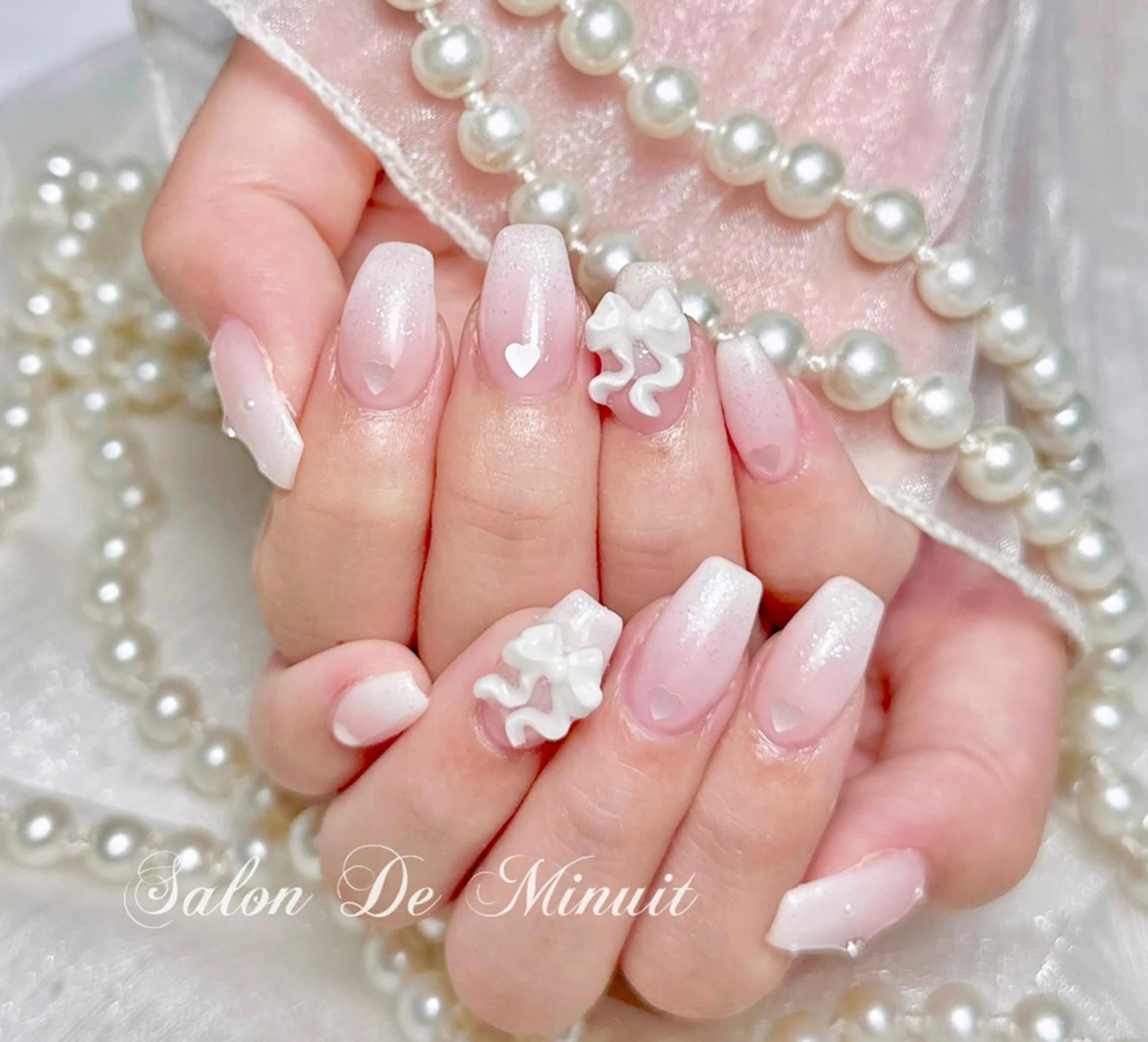 ネイル Salon de Minuit🦩のネイルデザイン