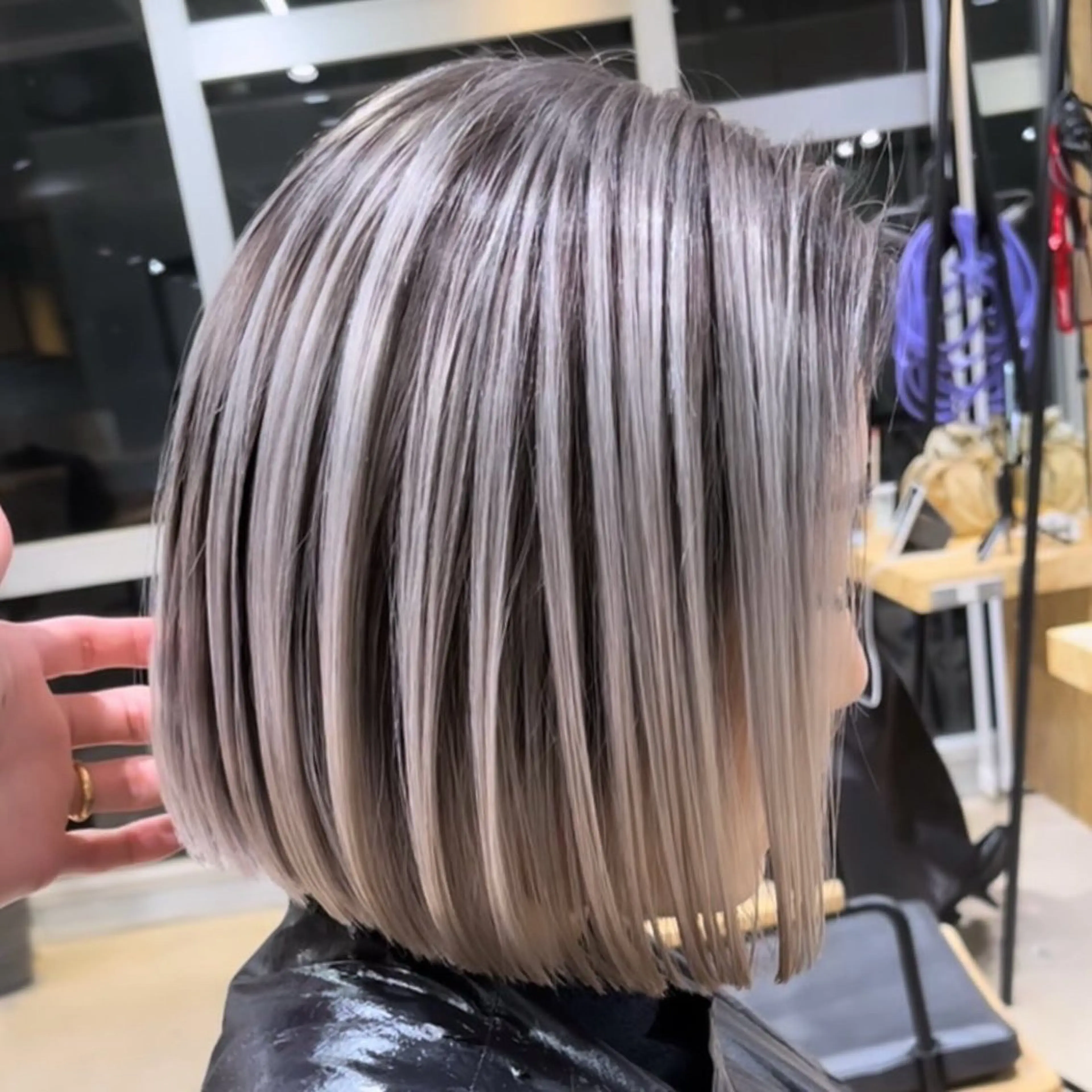 ショート カラー 池袋シャドールーツ /バレイヤージュ戸田のヘアスタイル