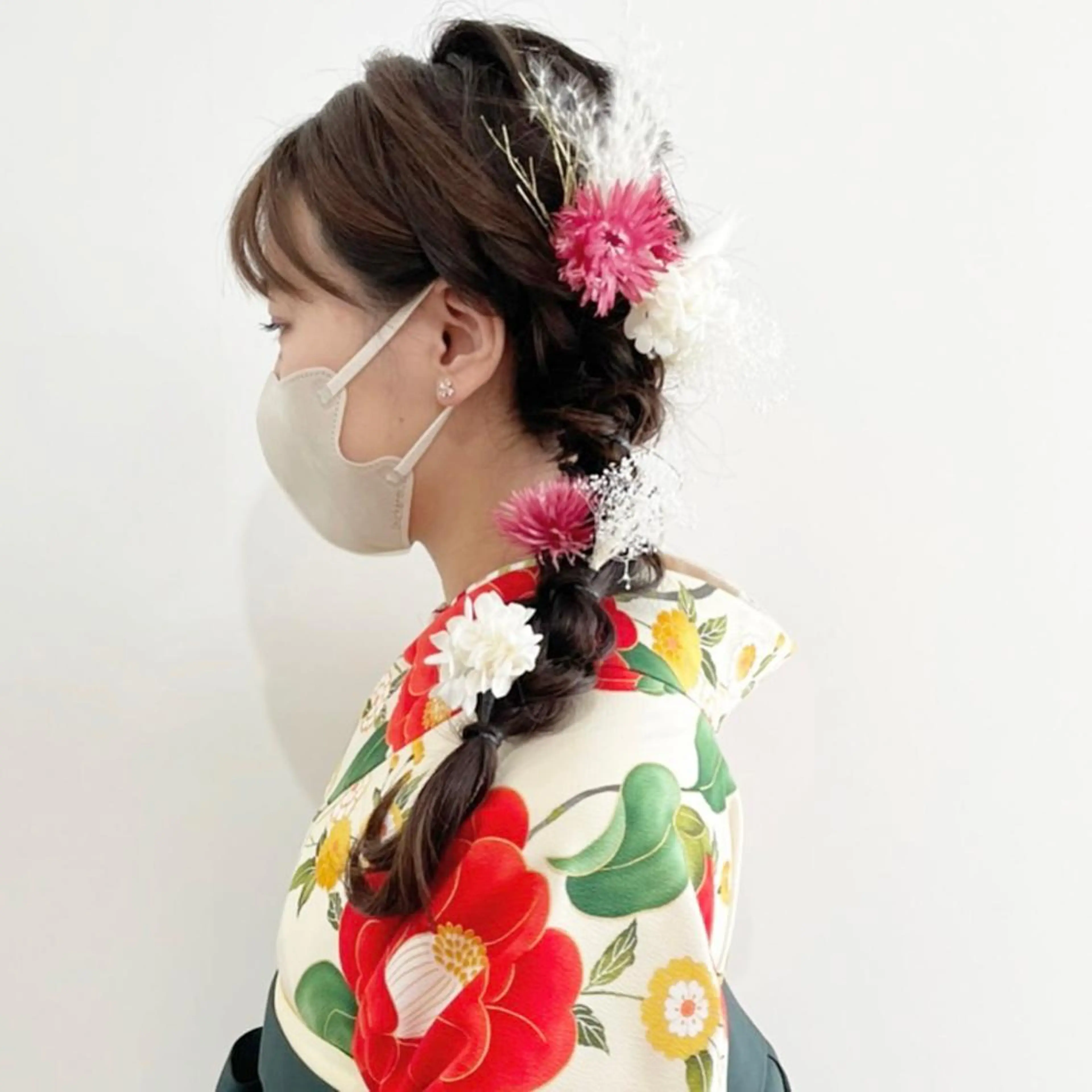 ロング カラー ヘアアレンジ 卒業式のヘアスタイル お洒落パーマ/ 艶カラー/michiのヘアスタイル