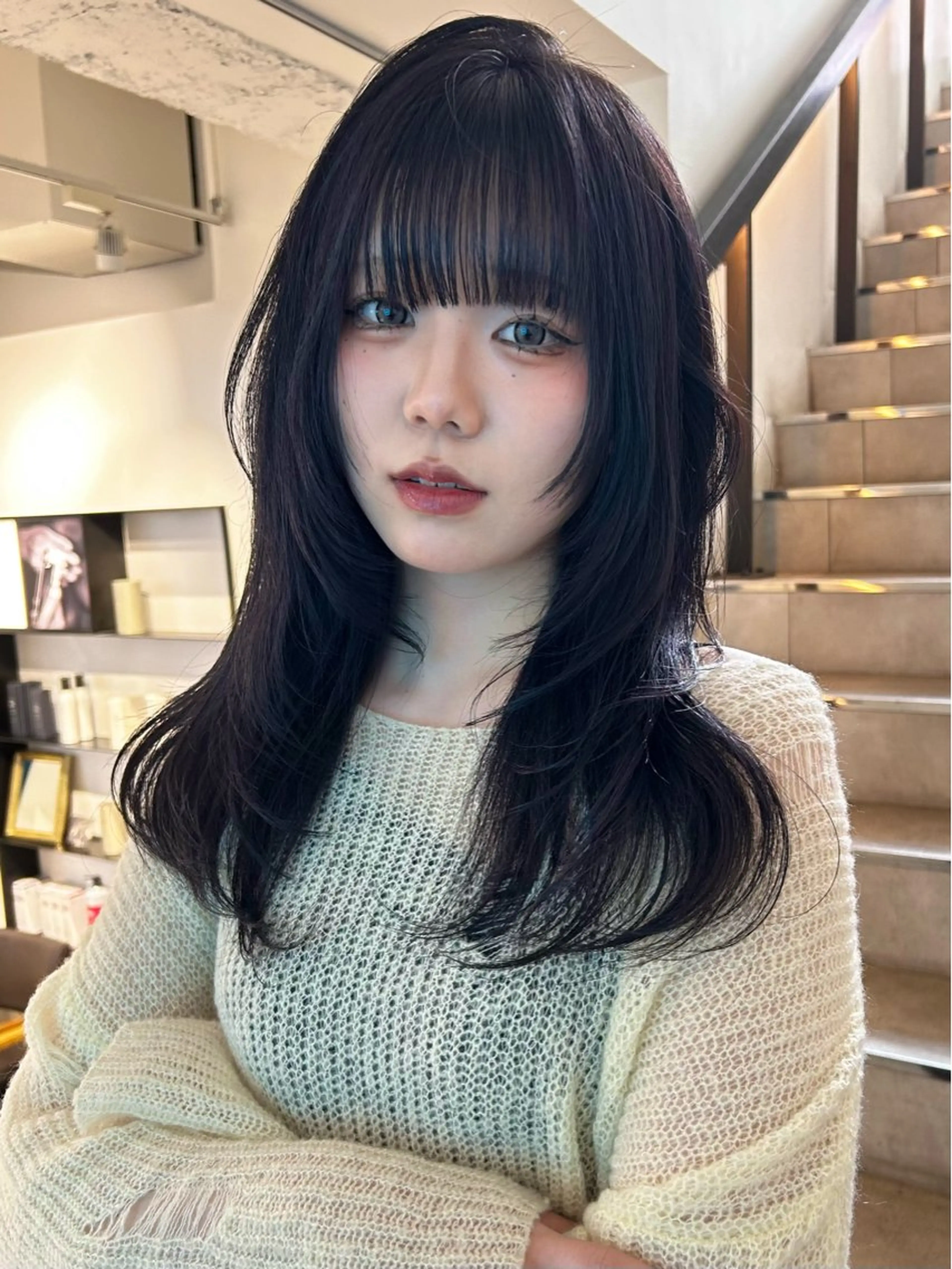 ミディアム カラー ヘアカラー 🌟暖色系ハイトーン 🌟AIのヘアスタイル