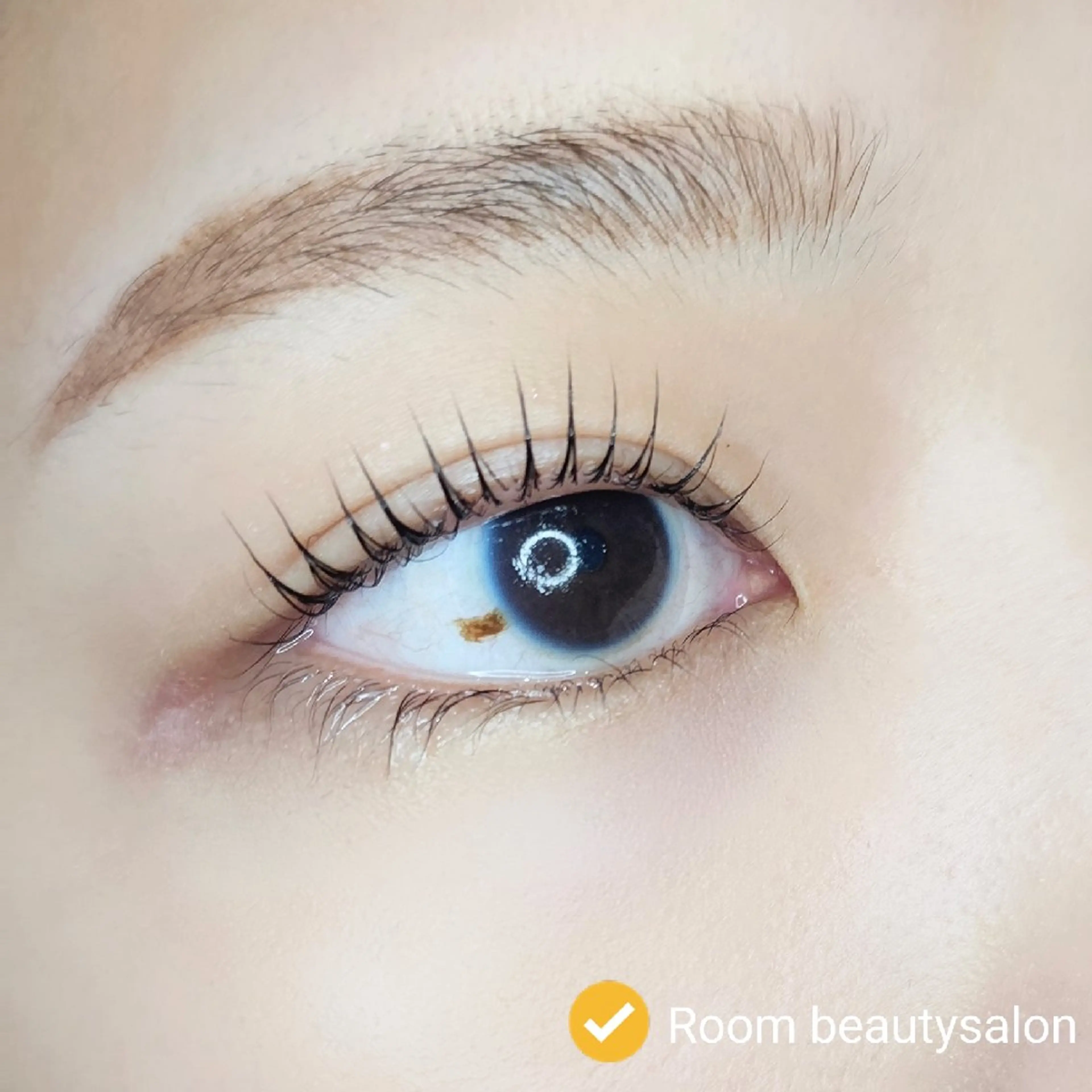 マツエク・マツパ マツパ Room beautysalon所属・Room   〔 YUI 〕のマツエク・マツパデザイン