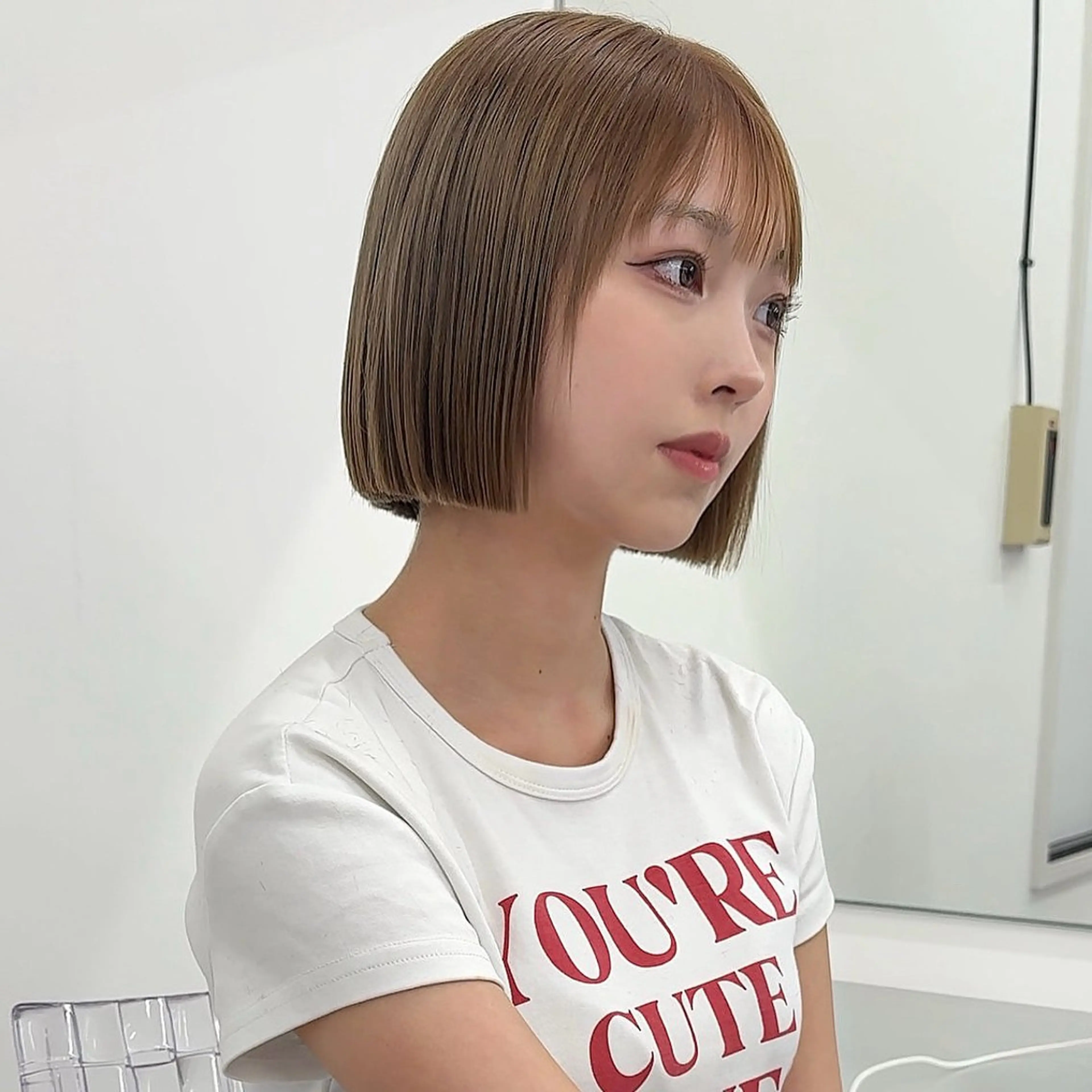 🍨平日限定🍨似合わせカット+1回ブリーチ+カラー+キューティクル補修クイックトリートメントの写真