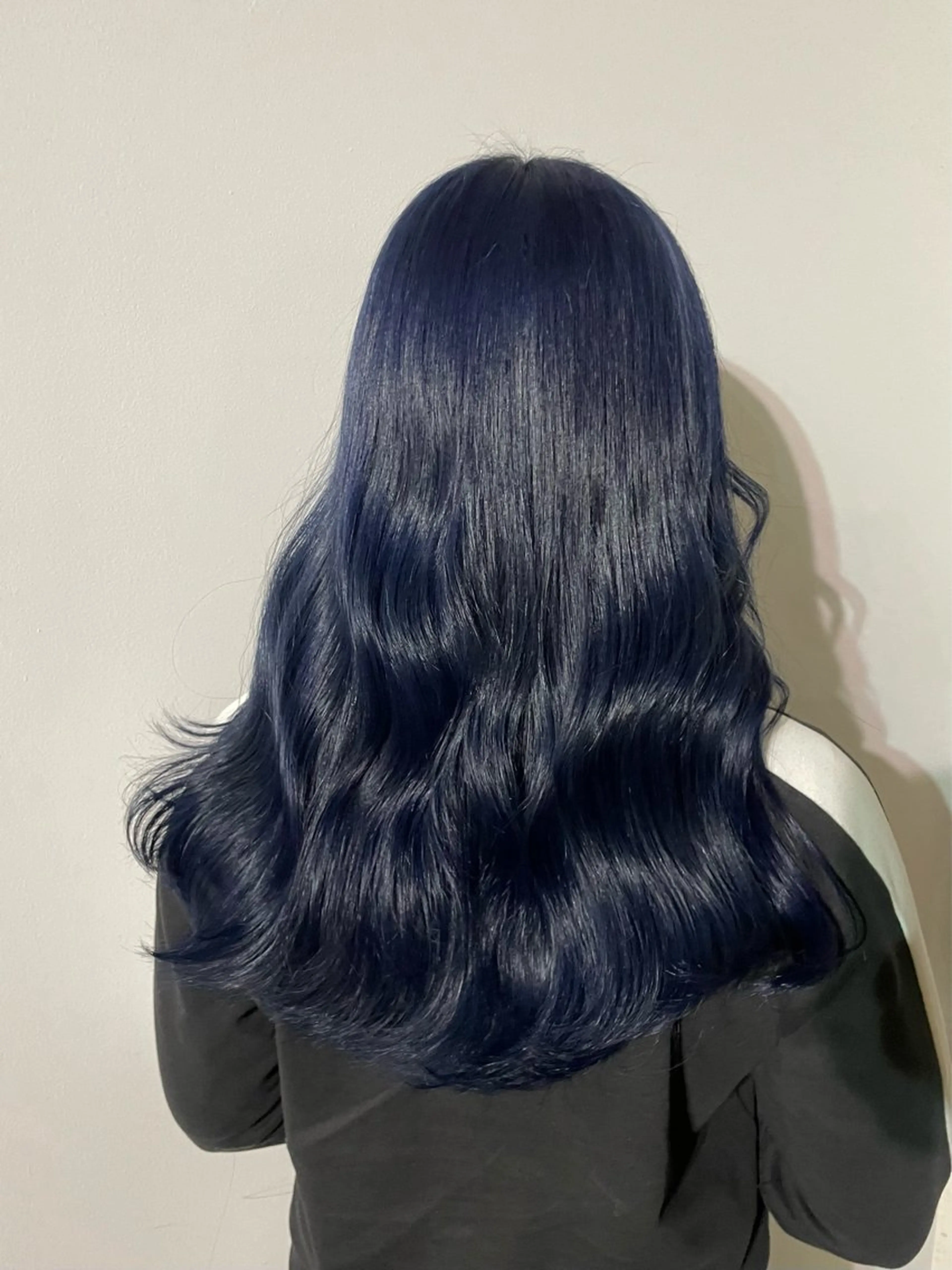 セミロング ヘアカラー トリートメント 🌐NATSUMI 🌐【寒色カラー】のヘアスタイル