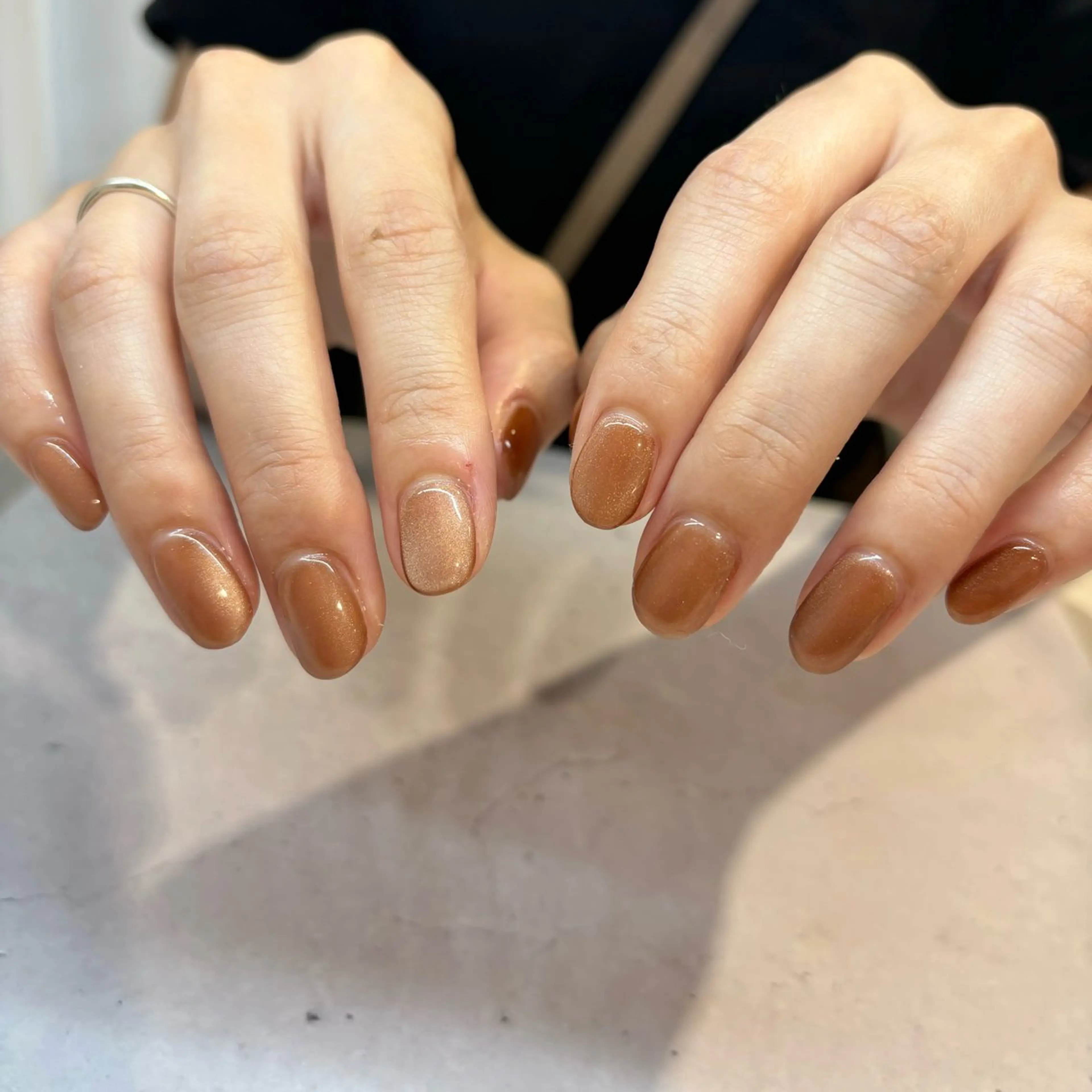 ネイル ブラウン ハンドネイル 荒巻 めいのネイルデザイン