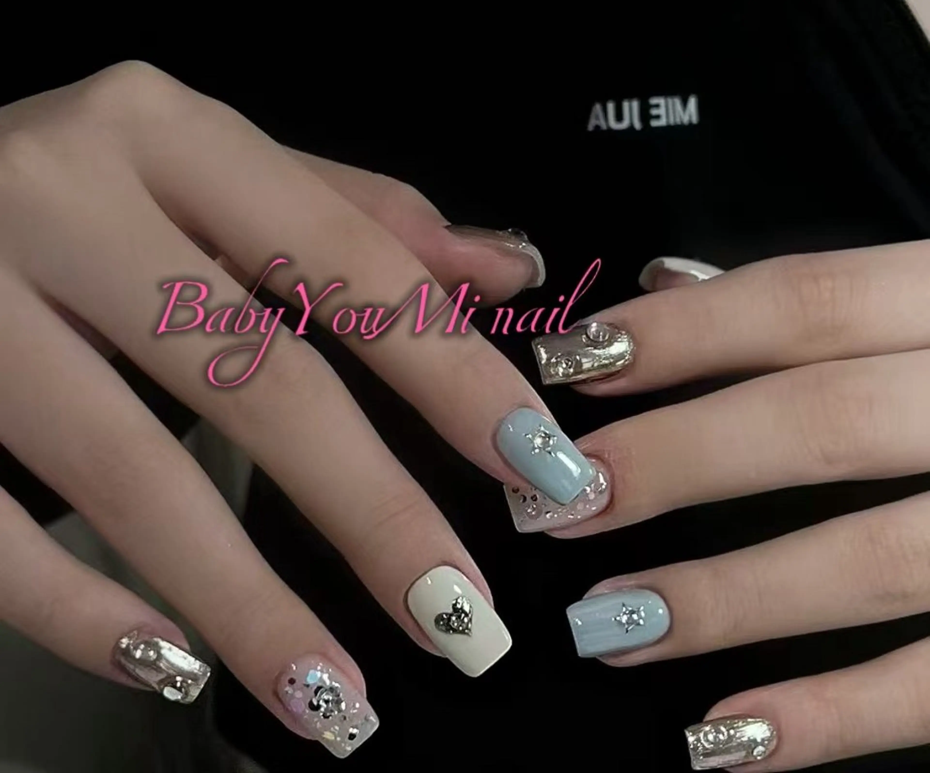 ネイル オーロラネイル フラワーネイル フットネイル フレンチネイル ジェルネイル ハンドネイル BabyYouMi nailのネイルデザイン