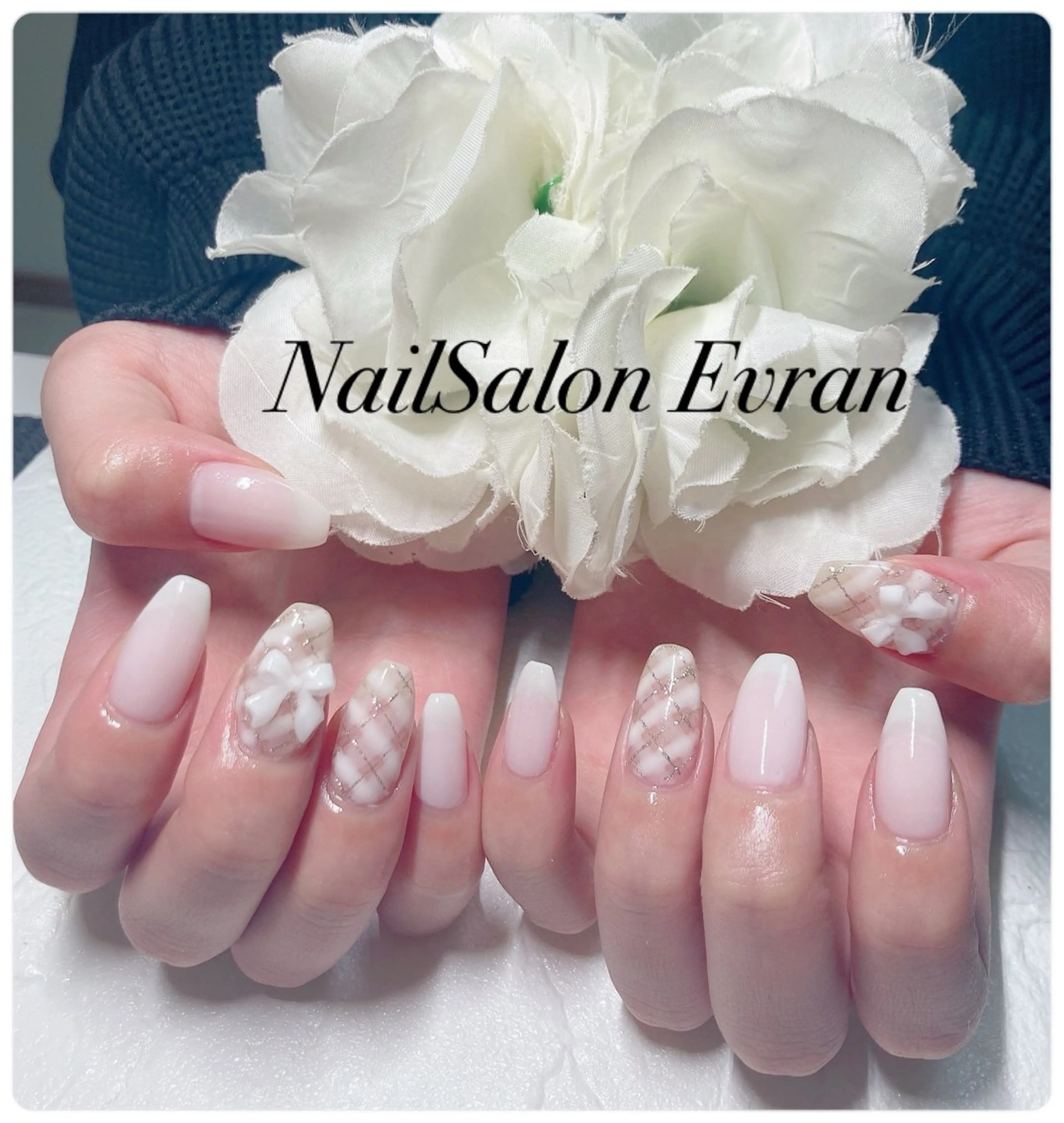 ネイル アートネイル フレンチネイル マグネットネイル 持ち込み ニュアンスネイル ハンドネイル Nail salon Evranのネイルデザイン