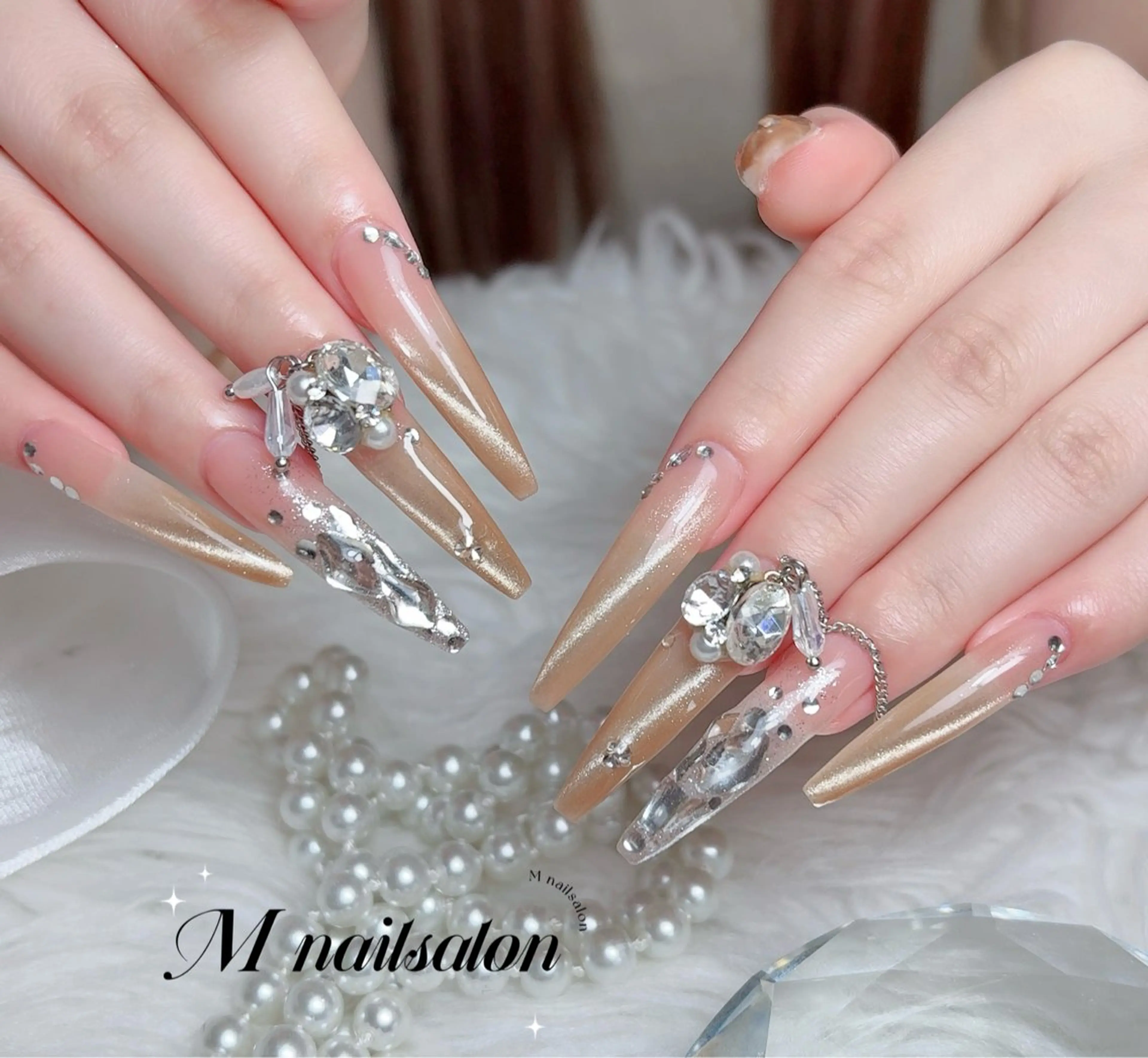ネイル M🌷nail 長さだし専門店のネイルデザイン