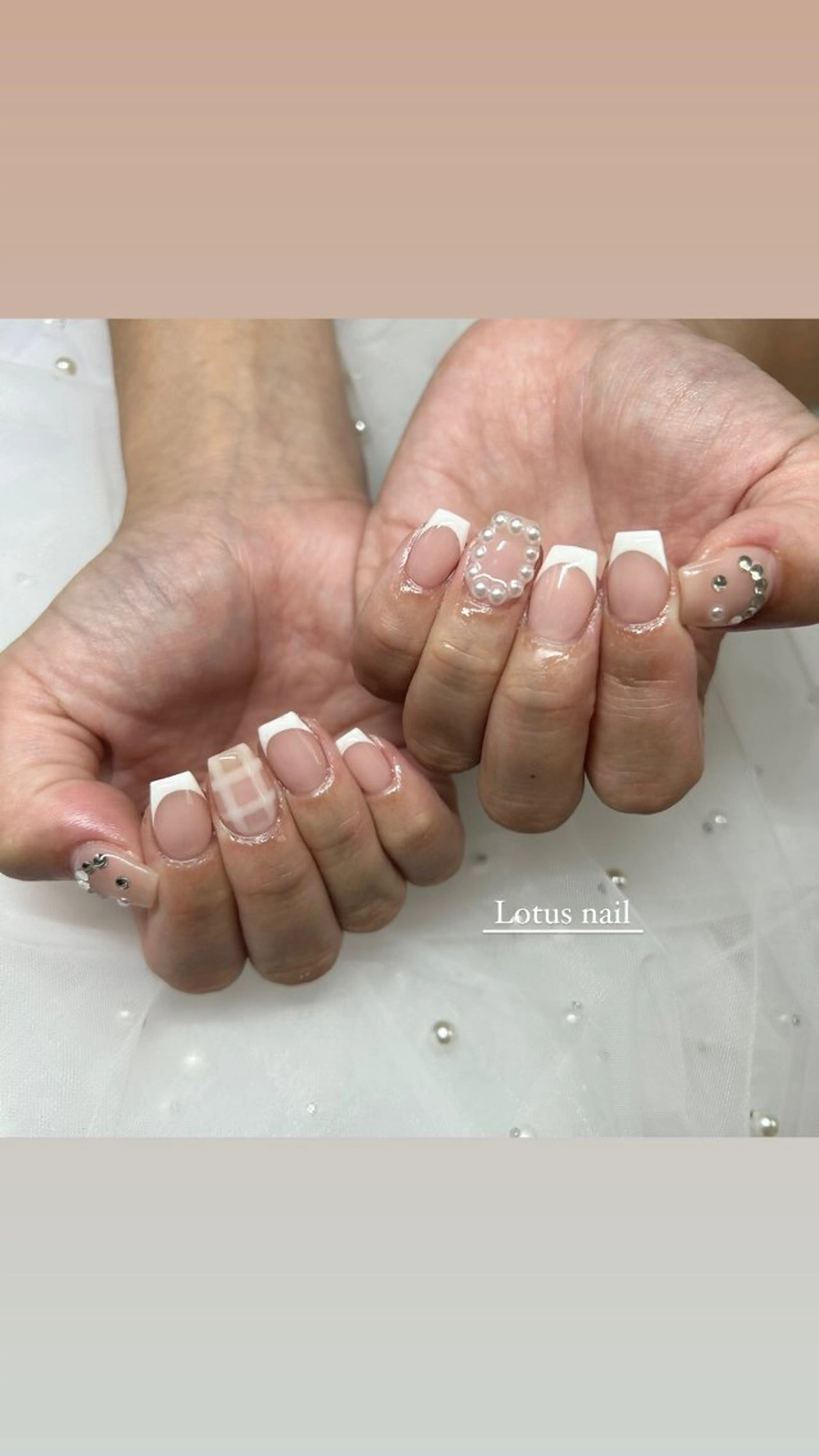 ネイル ハンドネイル privatesalon  Lotusnail所属・Lotus nailのネイルデザイン