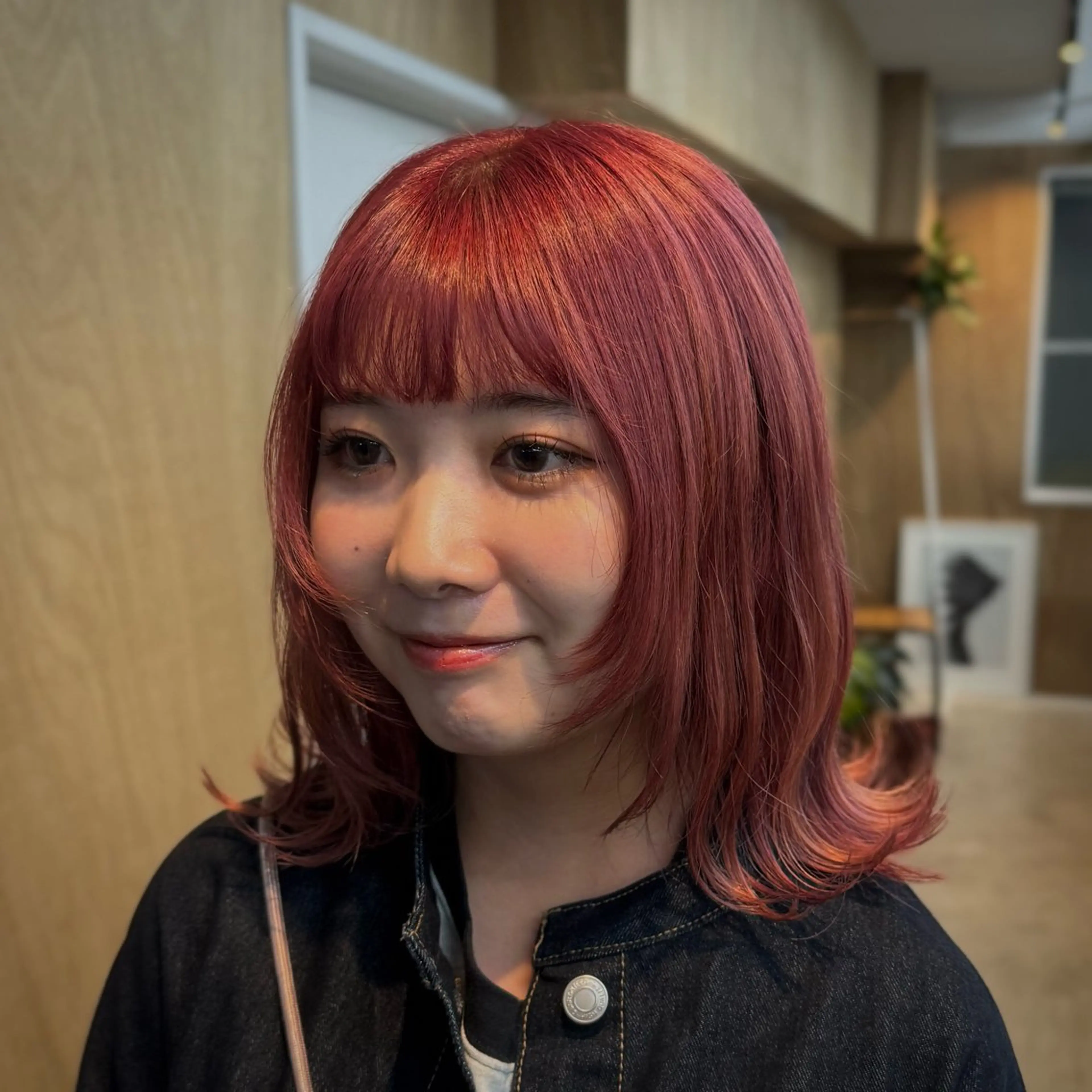 ミディアム カット ヘアカラー トリートメント INORI🐳/艶カ ラー/レイヤーカットのヘアスタイル