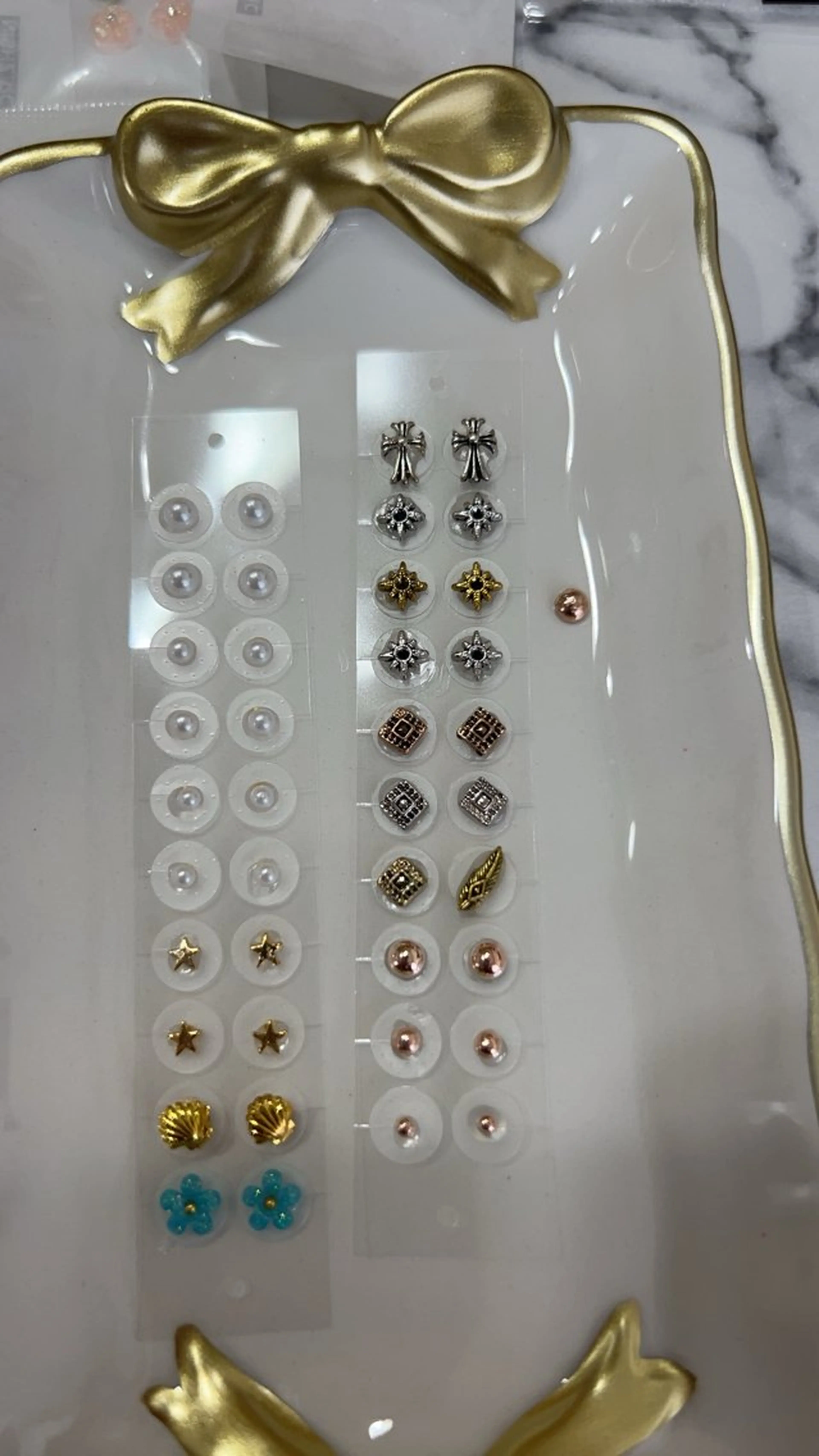 Luminous ⭐︎のネイルデザイン