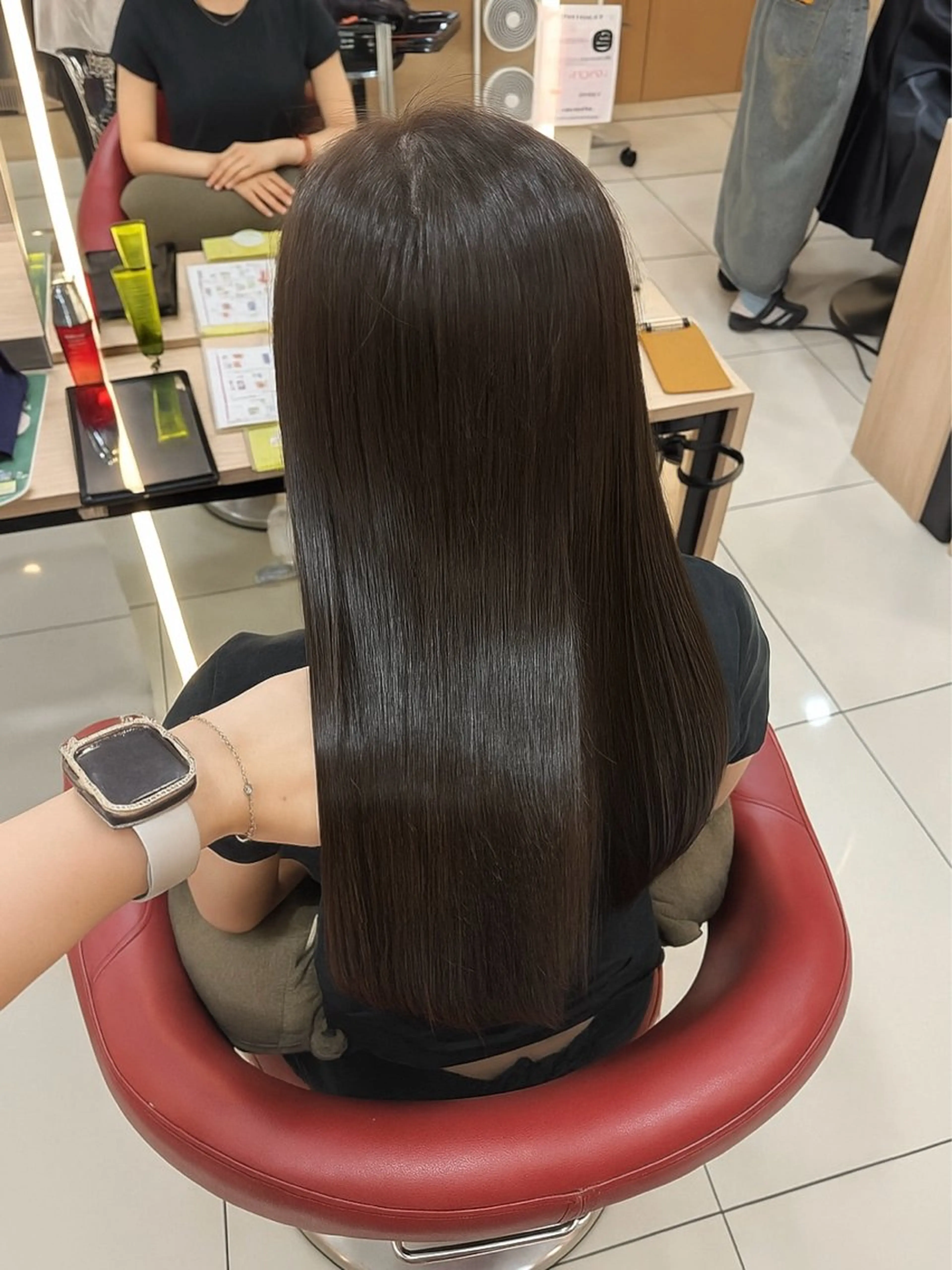 ロング ヘアカラー 🌷暖色カラー Miku🌷のヘアスタイル