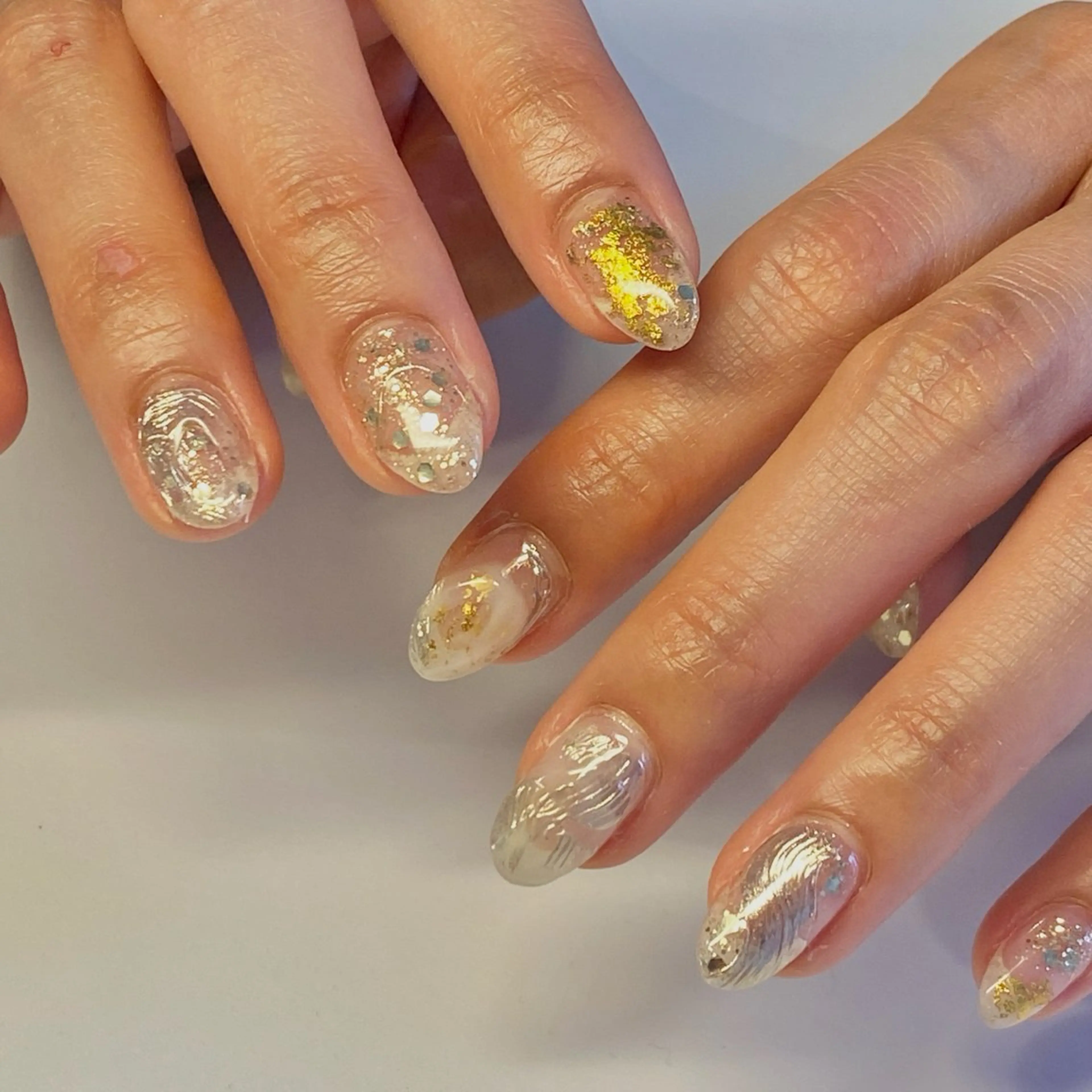 ネイル ミラーネイル ニュアンスネイル シンプルネイル 夏ネイル ハンドネイル Loca所属・nailsalon Locaのネイルデザイン