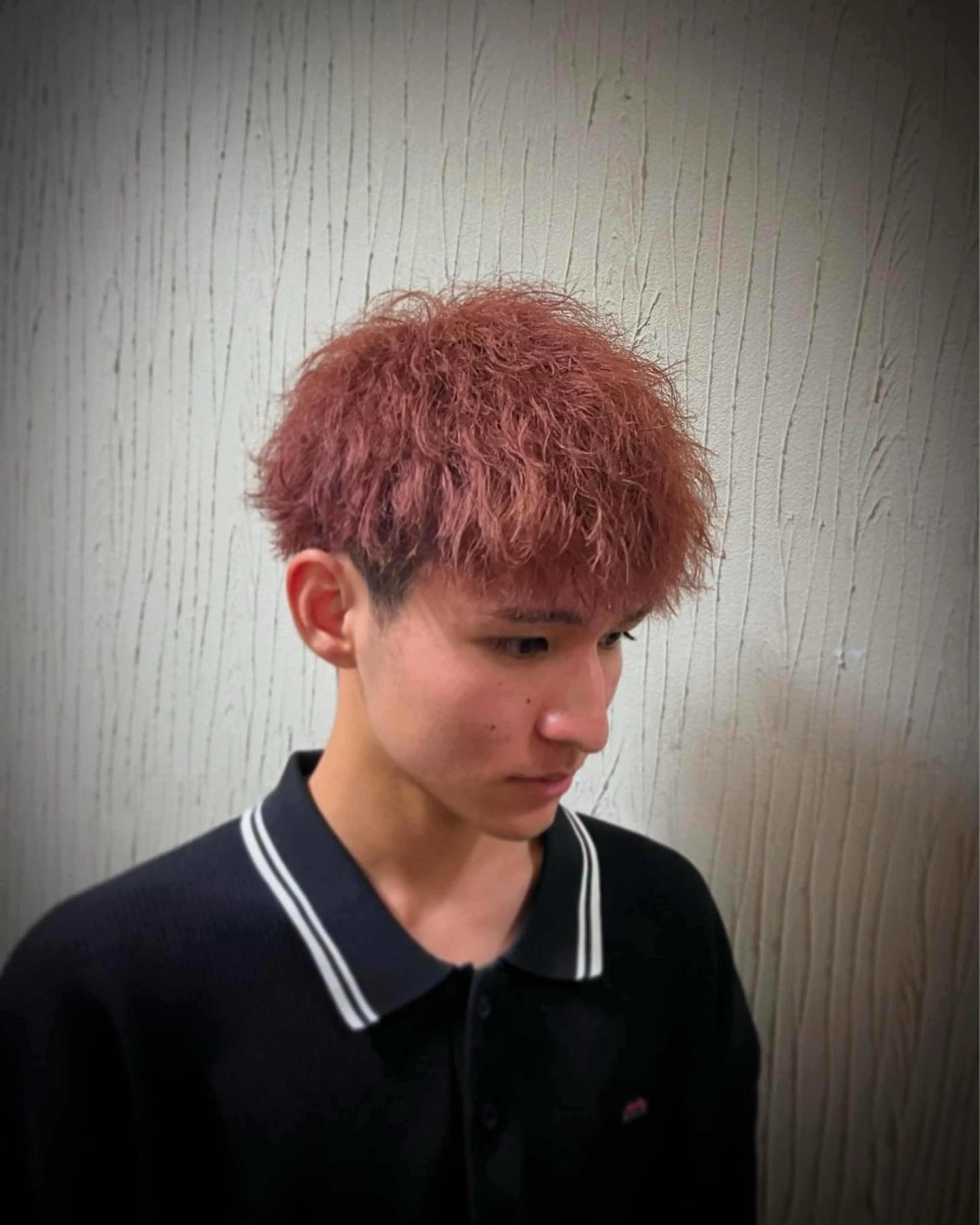 ショート カラー メンズ メンズパーマ ピンクカラー カット ヘアカラー パーマ 【メンズ特化】金沢 /片町　髙木　功基のヘアスタイル