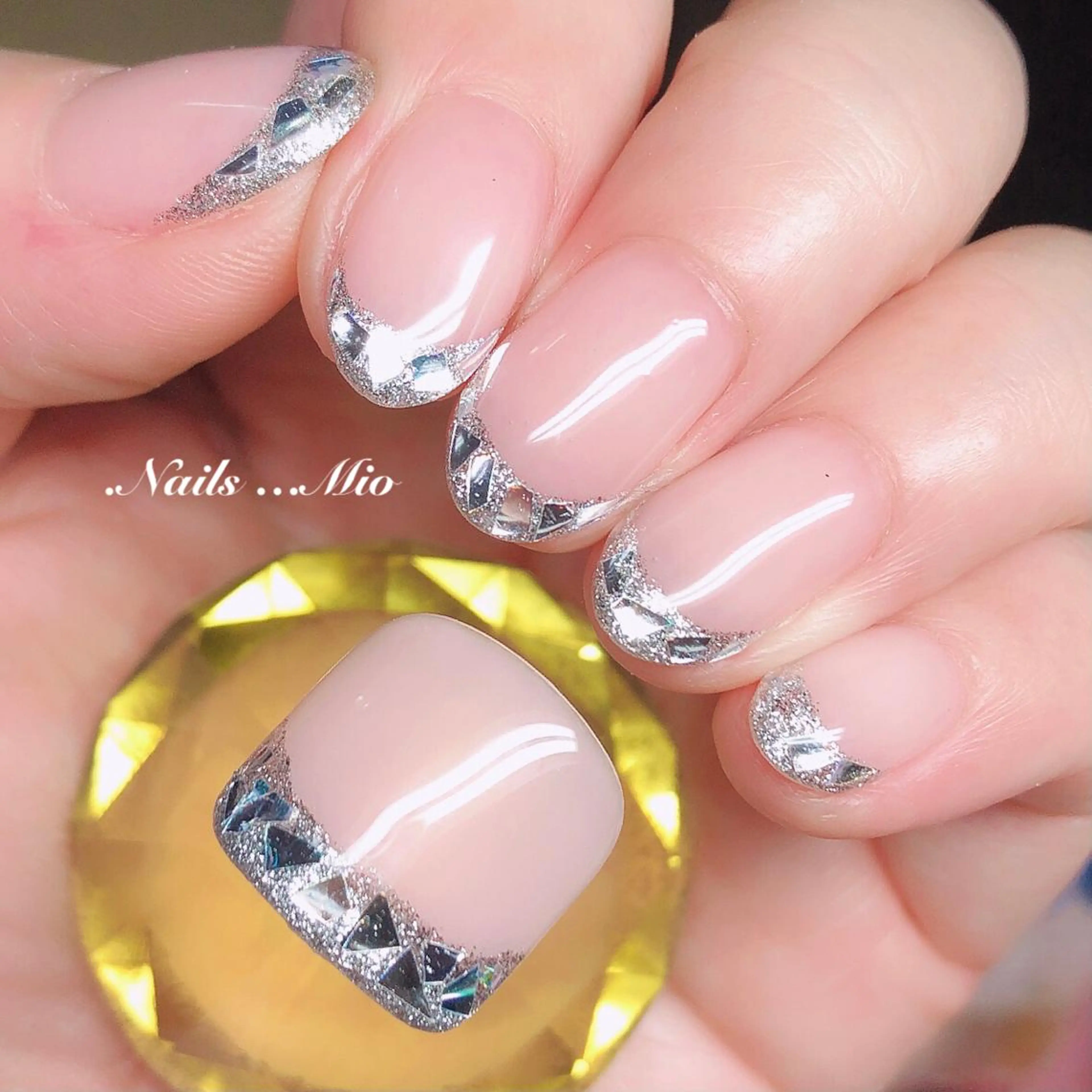 ネイル フレンチネイル ガラスフレンチ .Nails Mio 赤羽西ネイルサロンのネイルデザイン