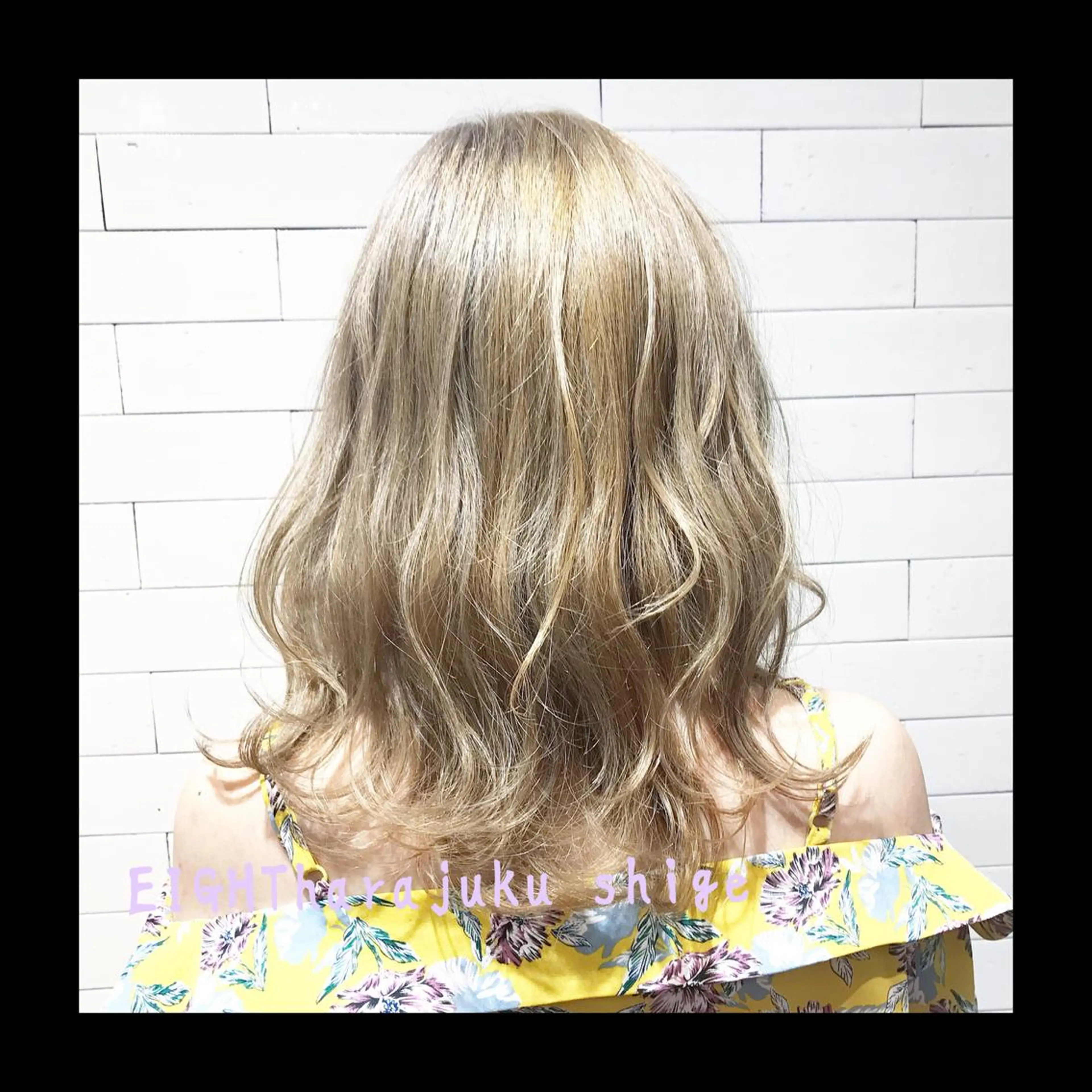 ミディアム カラー ベージュカラー 及川シゲル 髪質改善講師のヘアスタイル