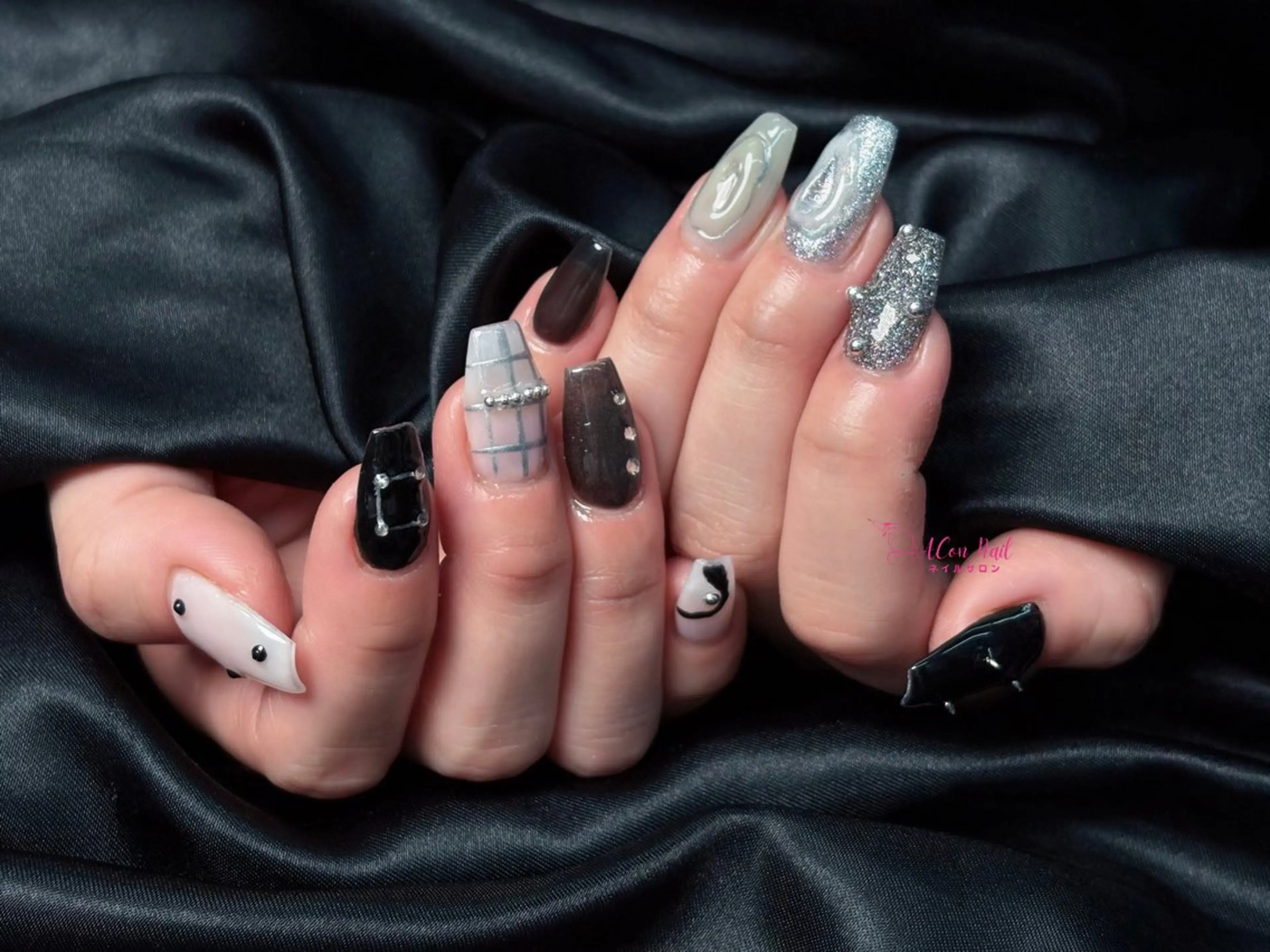 ネイル 桜ネイル 長さ出し フラワーネイル フレンチネイル ジェルネイル ハンドネイル AConNailSalon所属・ACon NailSalonのネイルデザイン