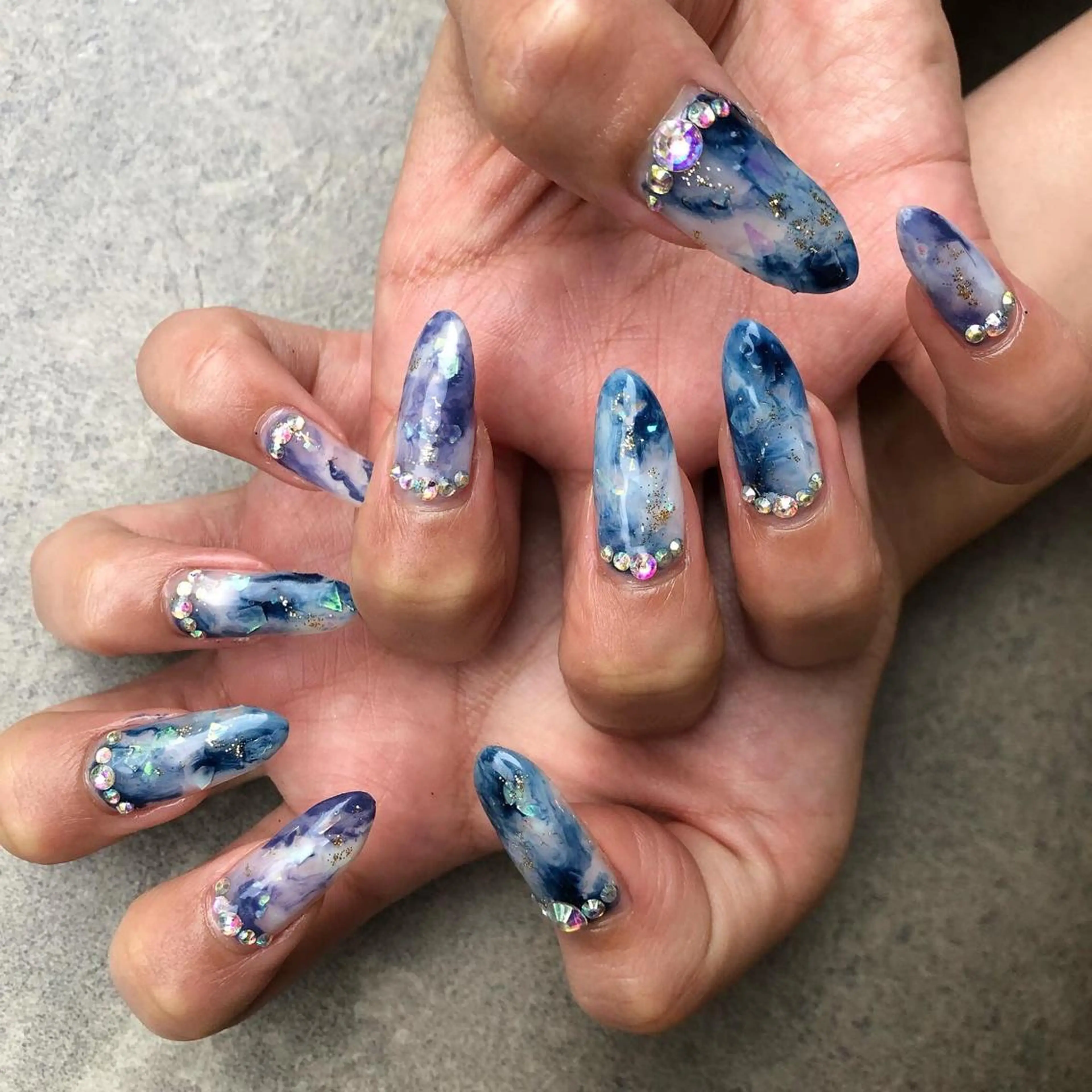 ネイル casita（カシータ）所属・thrush nailsのネイルデザイン