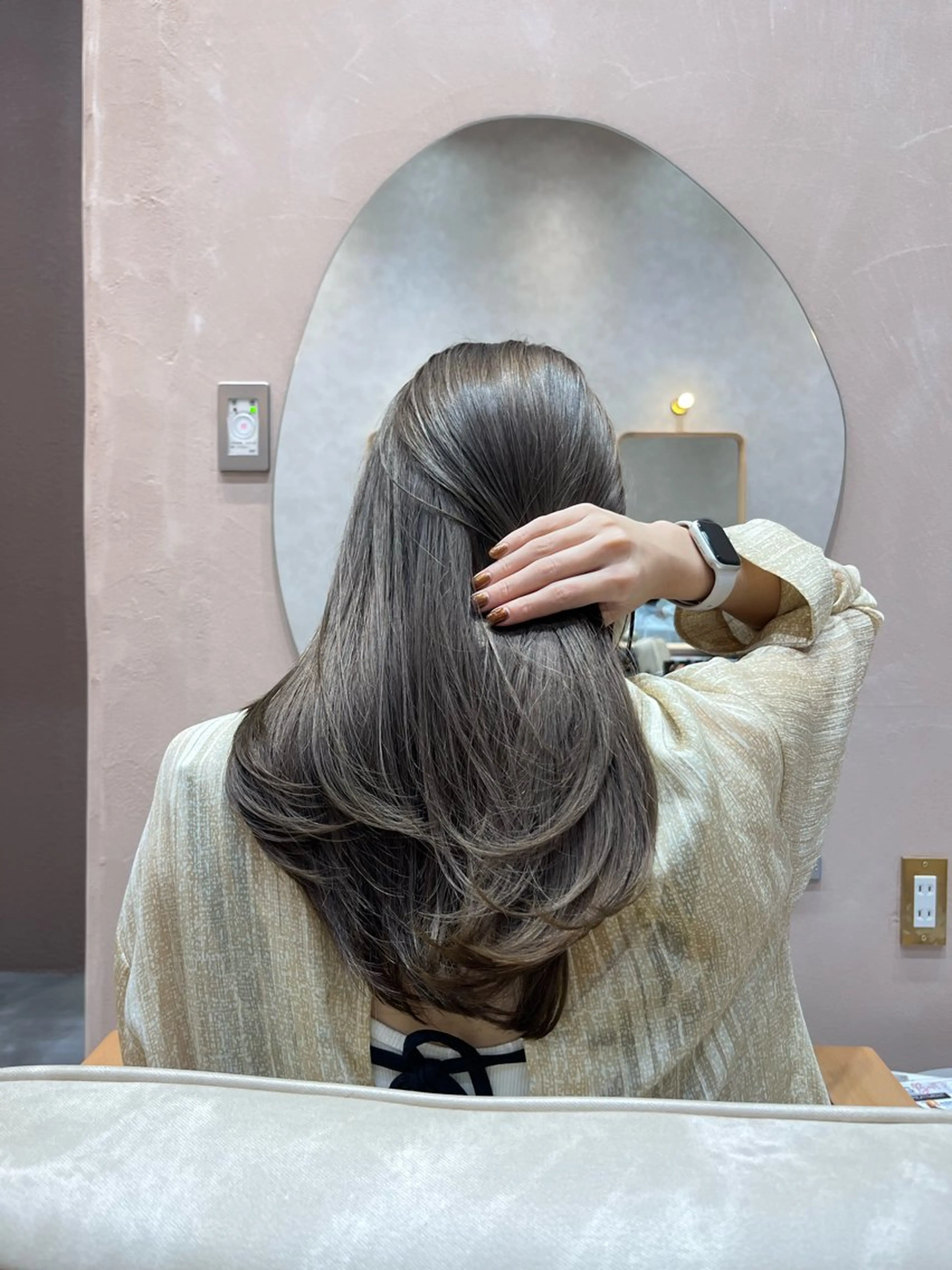 ロング カラー カット 阿久津真衣 似合わせカットのヘアスタイル