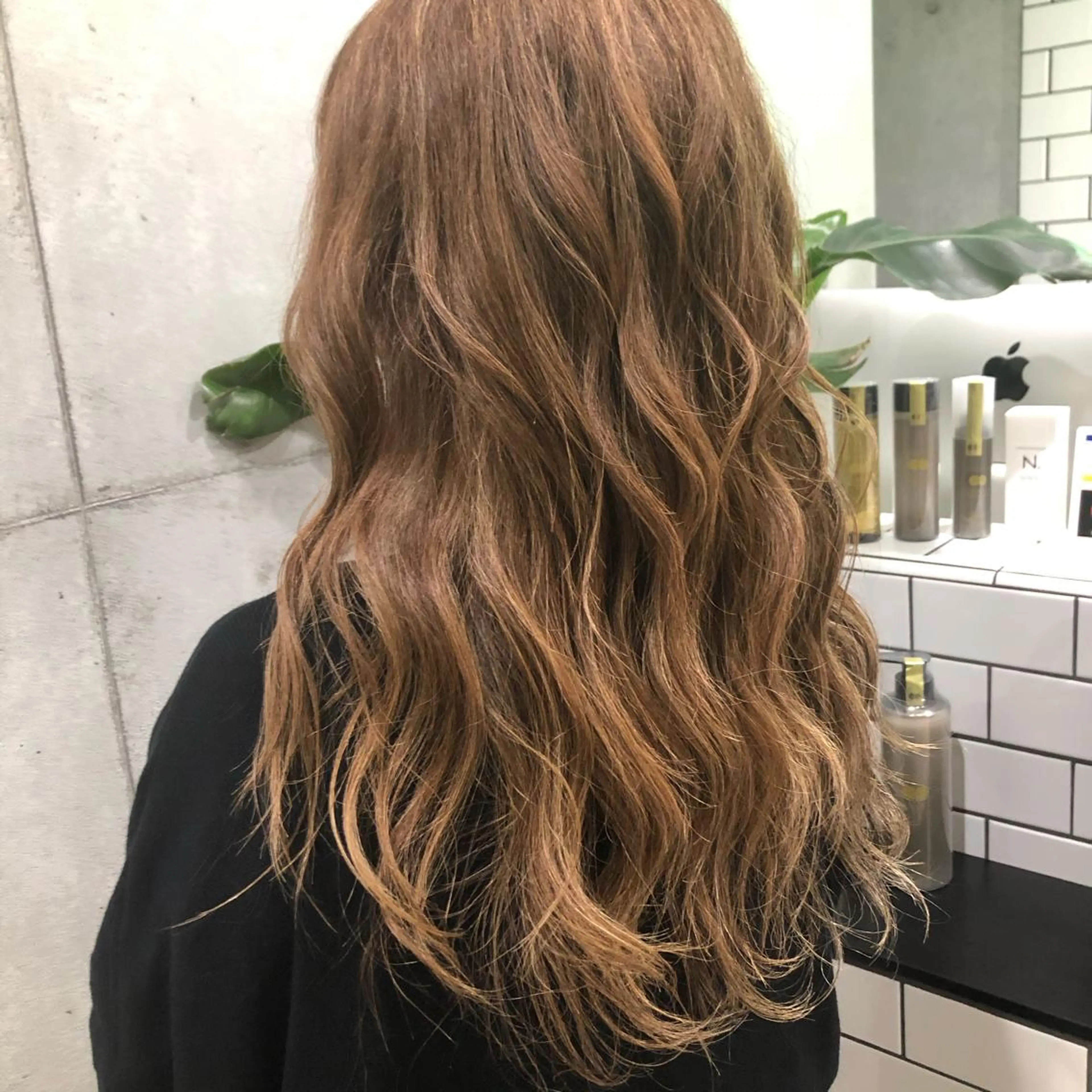 カラー オオカワユウキ 🎀newi池袋のヘアスタイル