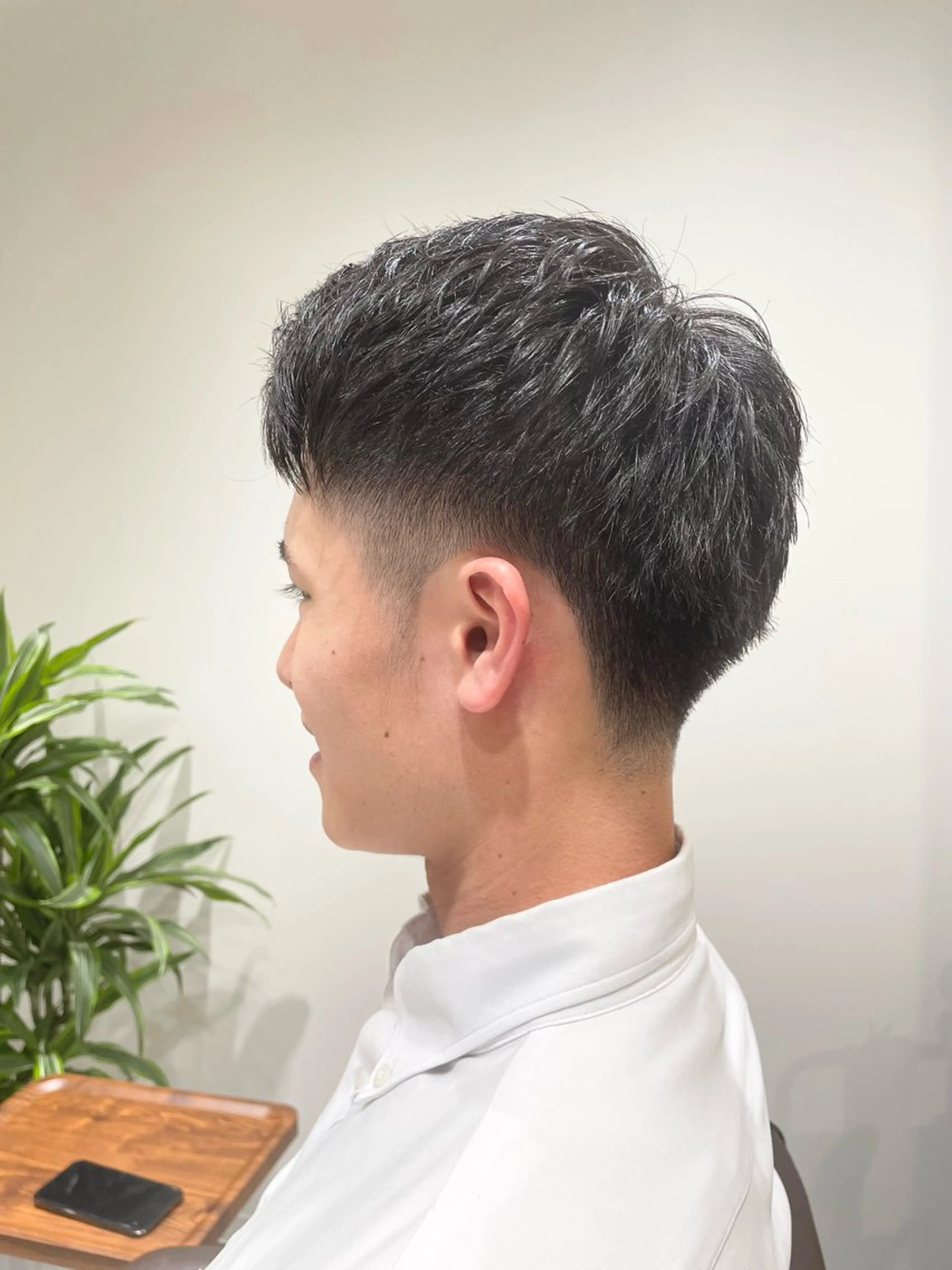 ショート メンズ アップバング ツーブロック 刈り上げ カット After5 Men's cut所属・メンズカット MIWAのヘアスタイル