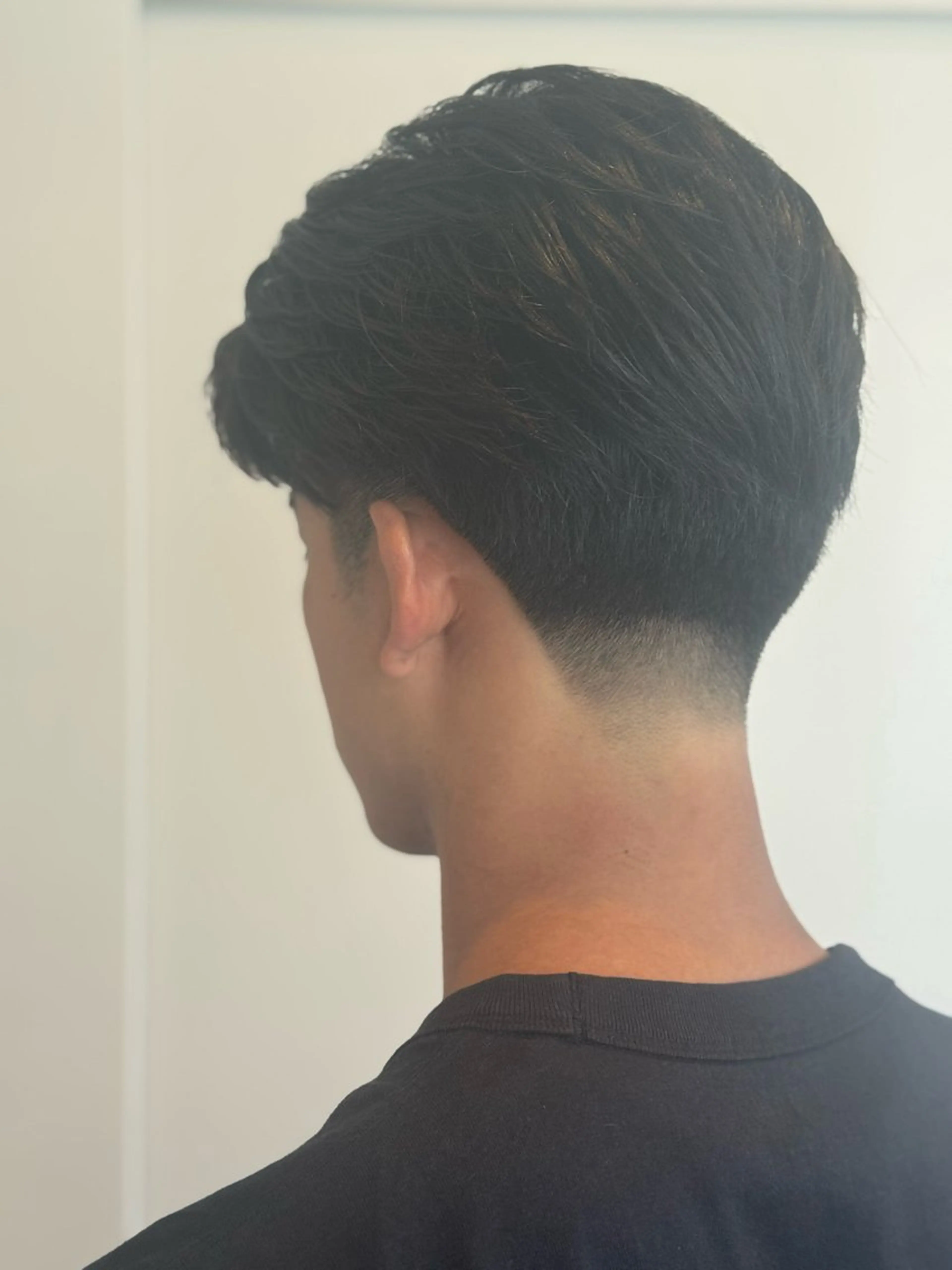 メンズ カット 🔥フェードパーマ NO.1/LEO🔥のヘアスタイル
